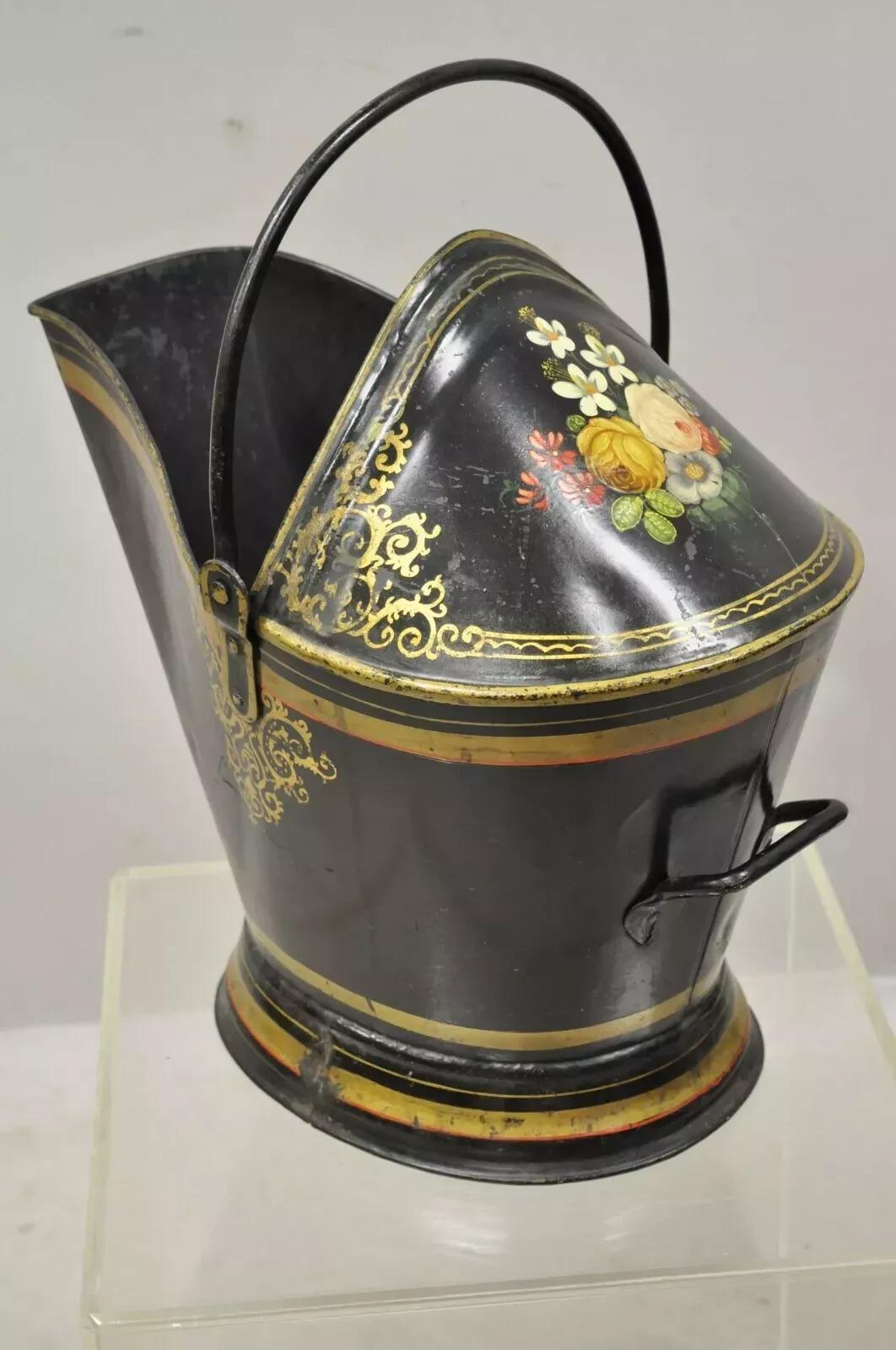 Antique seau à charbon victorien en acier noir peint à la main avec des fleurs en métal. en vente 5