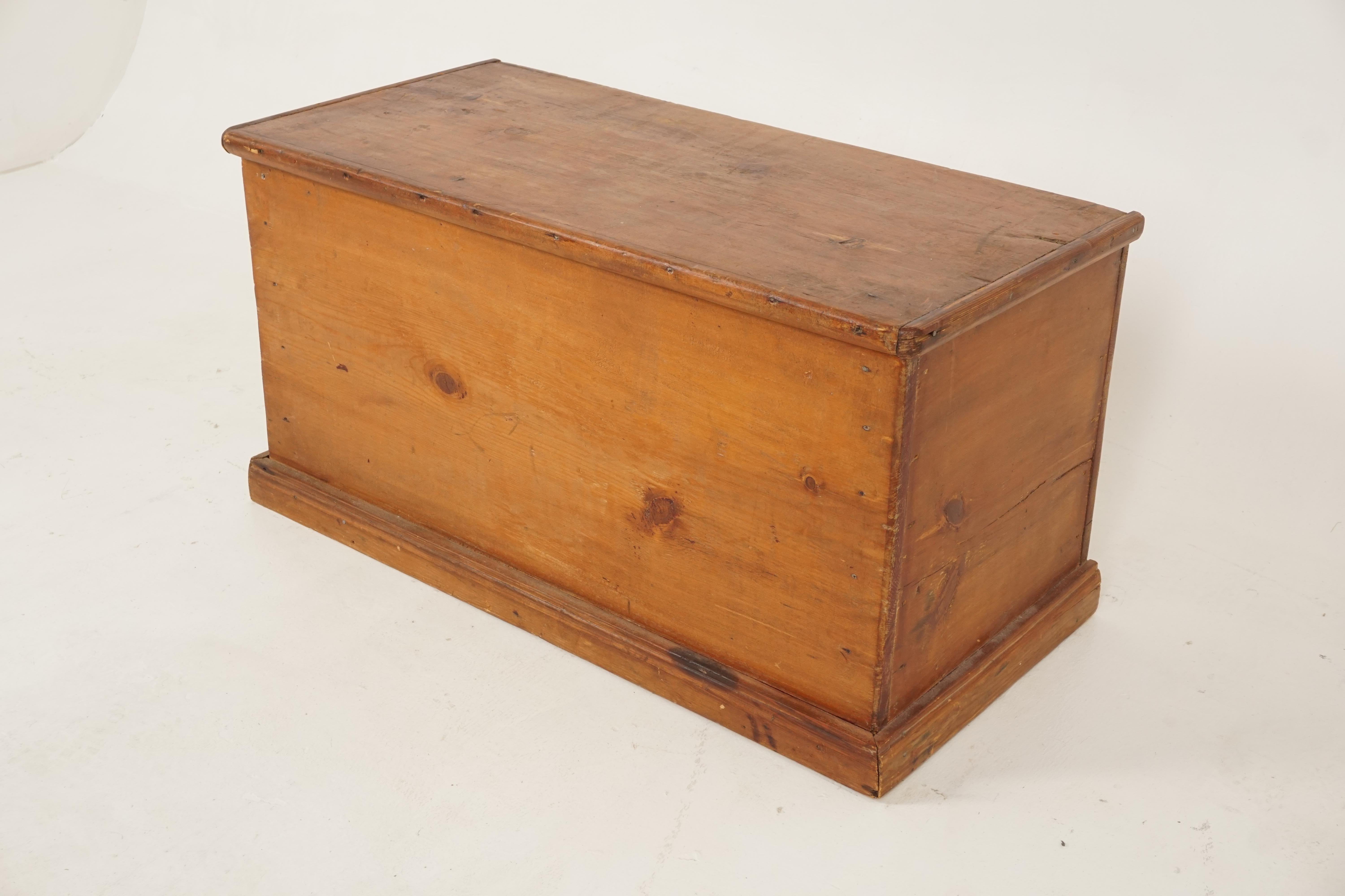 Antique Victorian blanket box, pine toy box, coffee table, Scotland 1890, B2527

Scotland 1890
Solid pine
Original finish
Single plank top with moulded edge
Hinged lid opens to reveal large storage compartment
All standing on a plinth