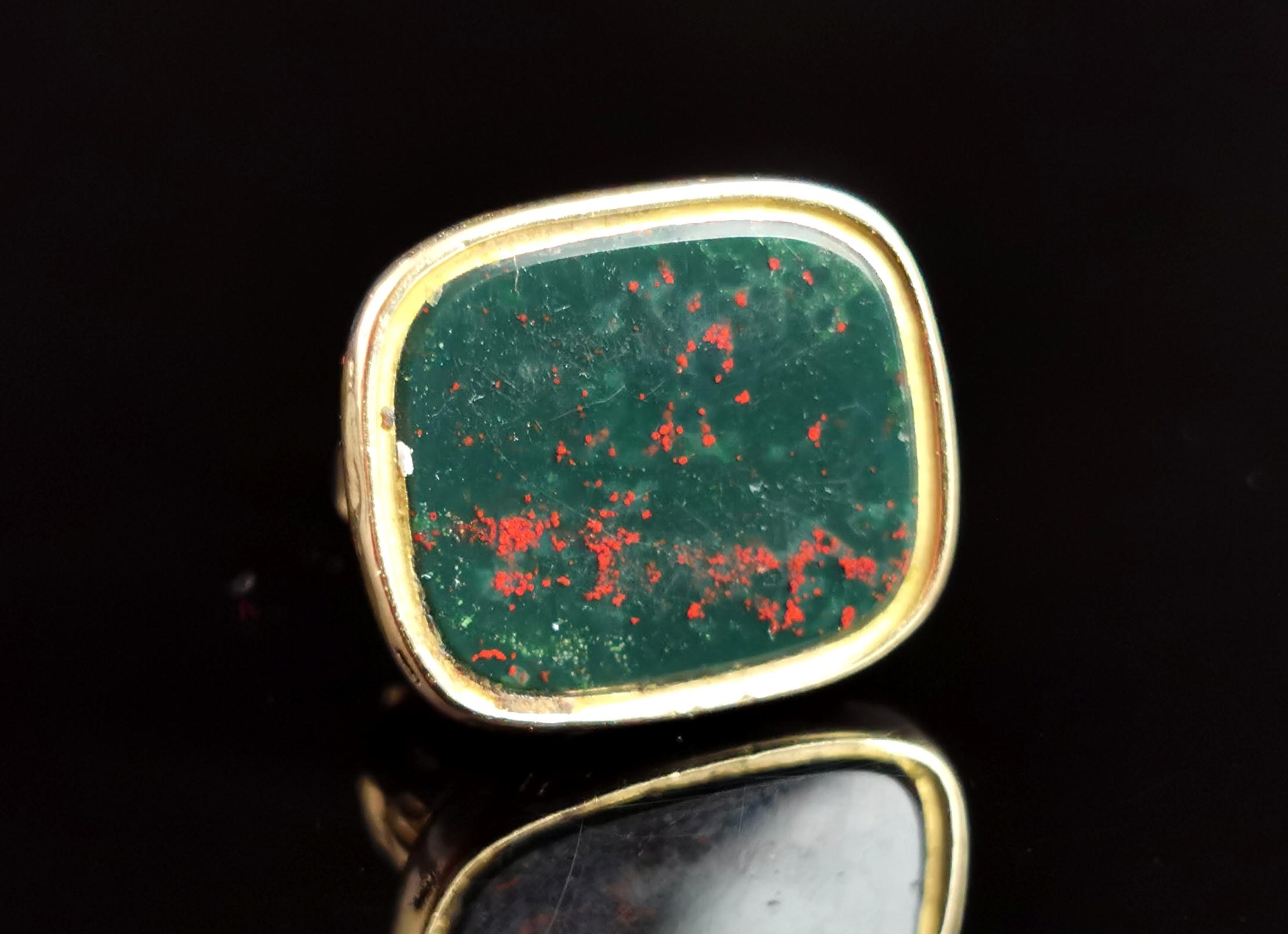 Antique Victorian Bloodstone Seal Fob, Gold Plated In Good Condition In NEWARK, GB