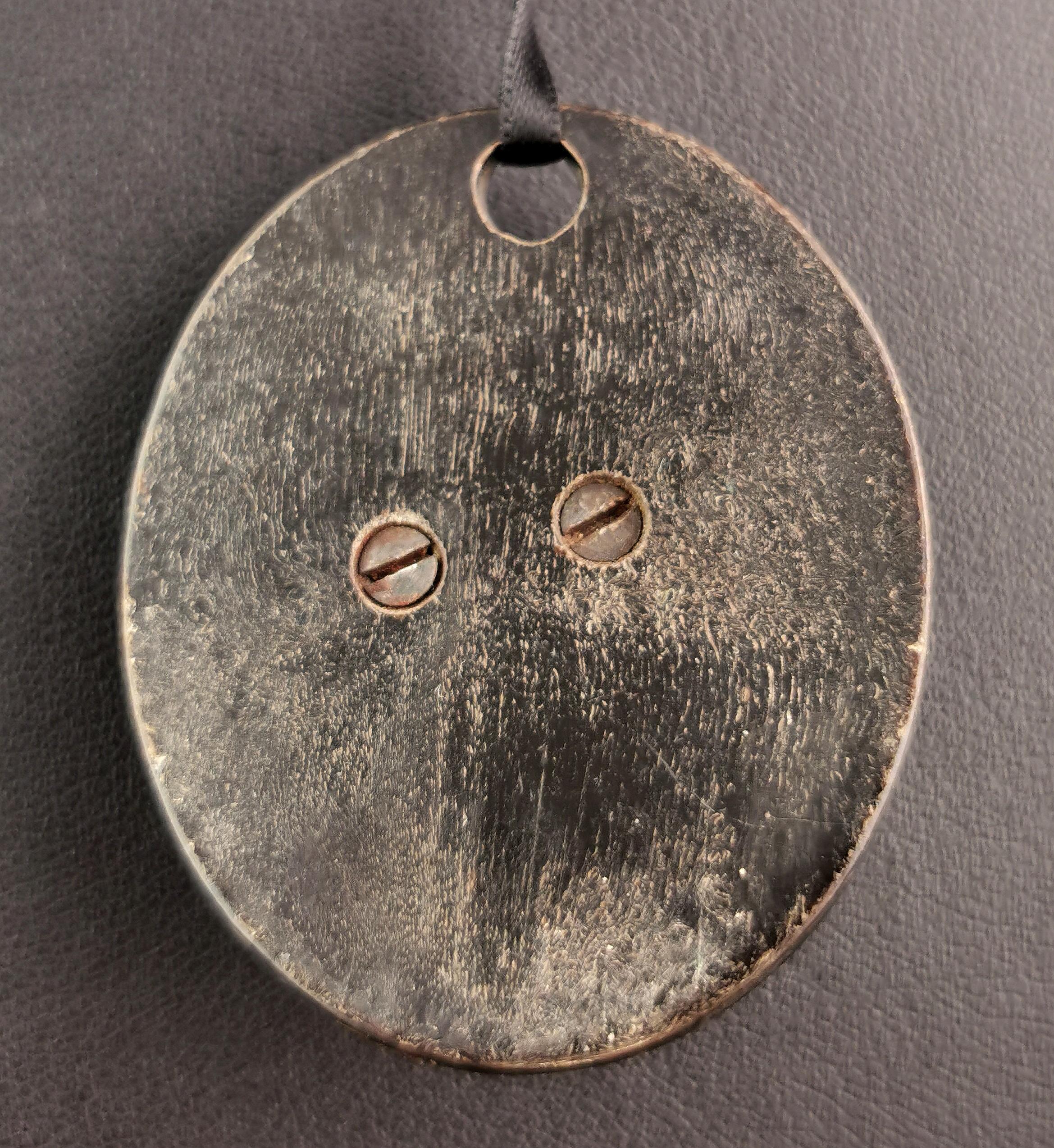 Antique Victorian bog oak flower pendant  For Sale 2