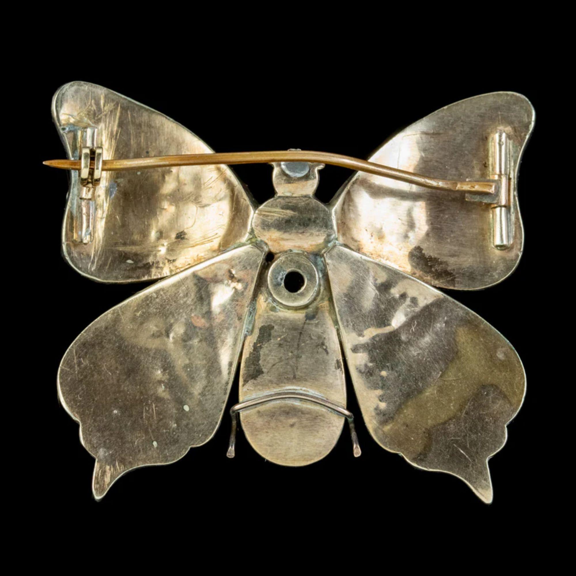 Antike viktorianische böhmische Granat-Schmetterlingsbrosche, um 1880 - 1900 (Viktorianisch) im Angebot