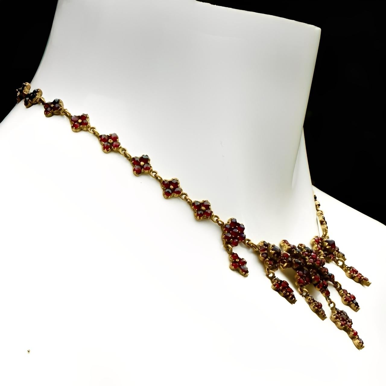 Victorien Collier de gouttes de grenat ancien, victorien et bohémien en vente