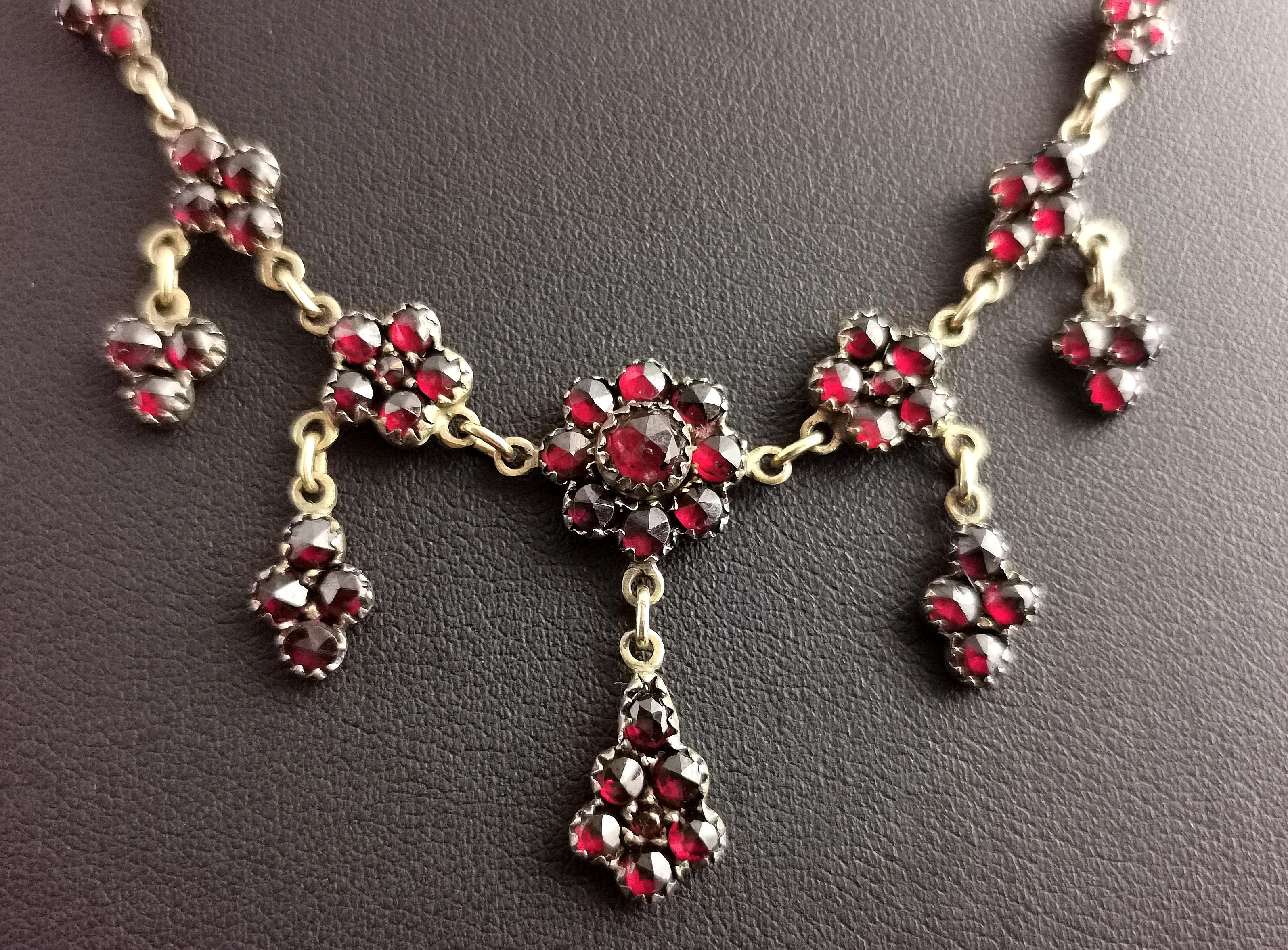 Women's Antique Victorian Bohemian Garnet Drop Necklace
