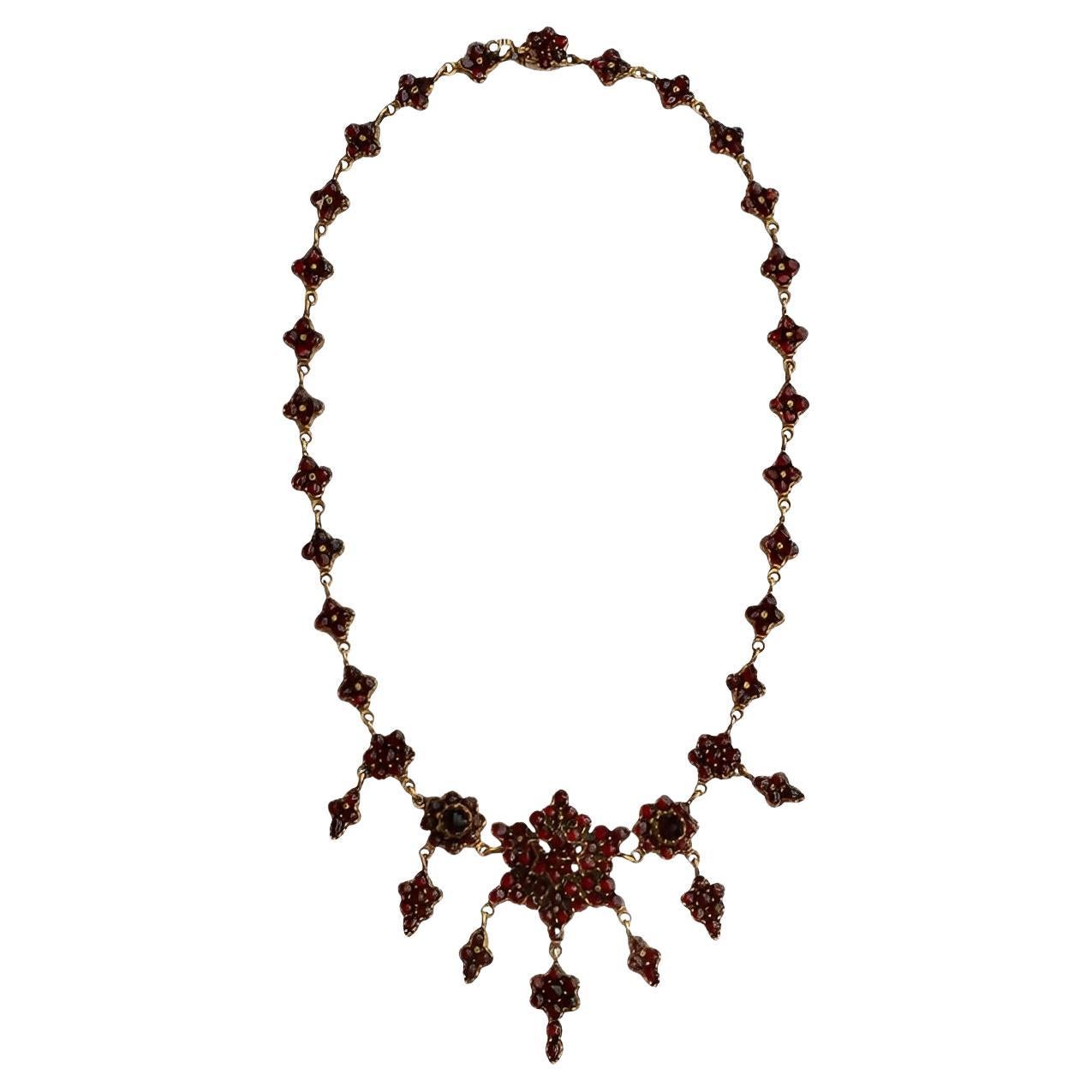 Collana antica vittoriana di granato di Boemia