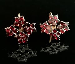 Antique Victorian Bohemian Garnet Flower Earrings, 9 Karat Yellow Gold