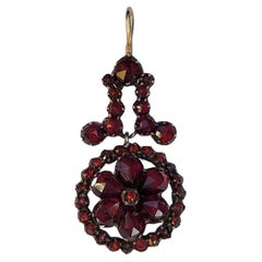 Retro Victorian Bohemian Garnet Flower Pendant