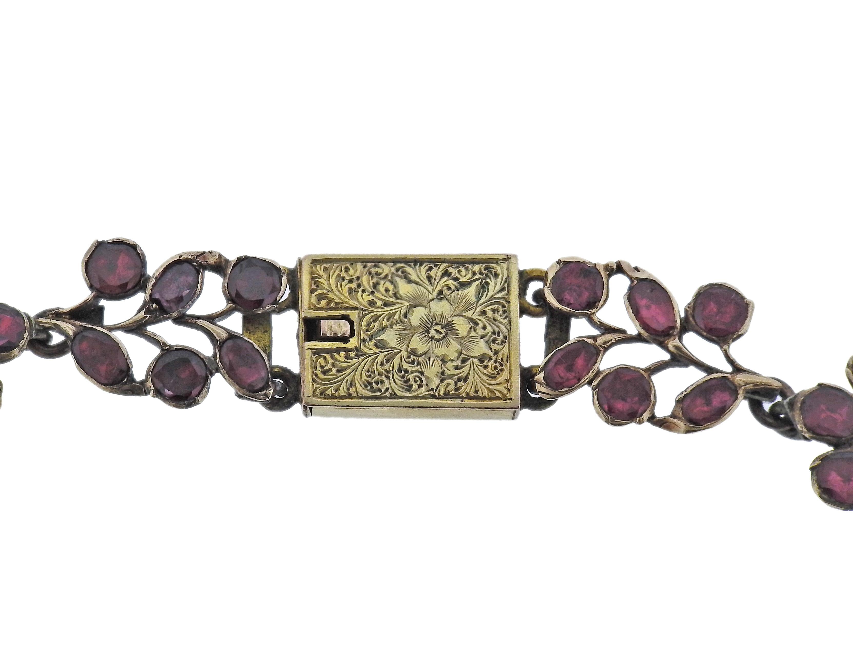 Antique collier de grenat de Bohème victorien Excellent état - En vente à New York, NY