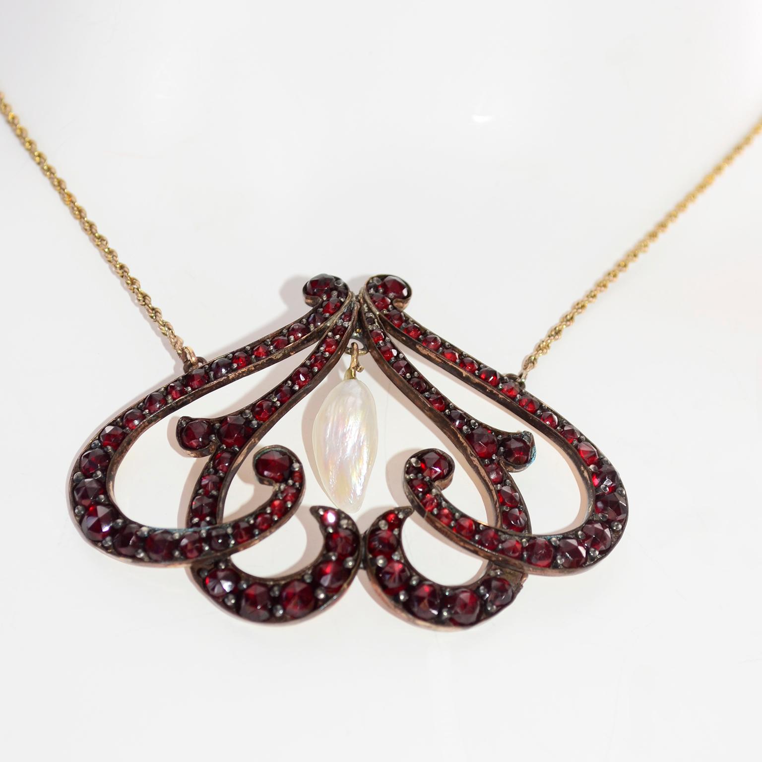 Antique Victorian Bohemian Garnet & Pearl Drop Pendant Necklace 4