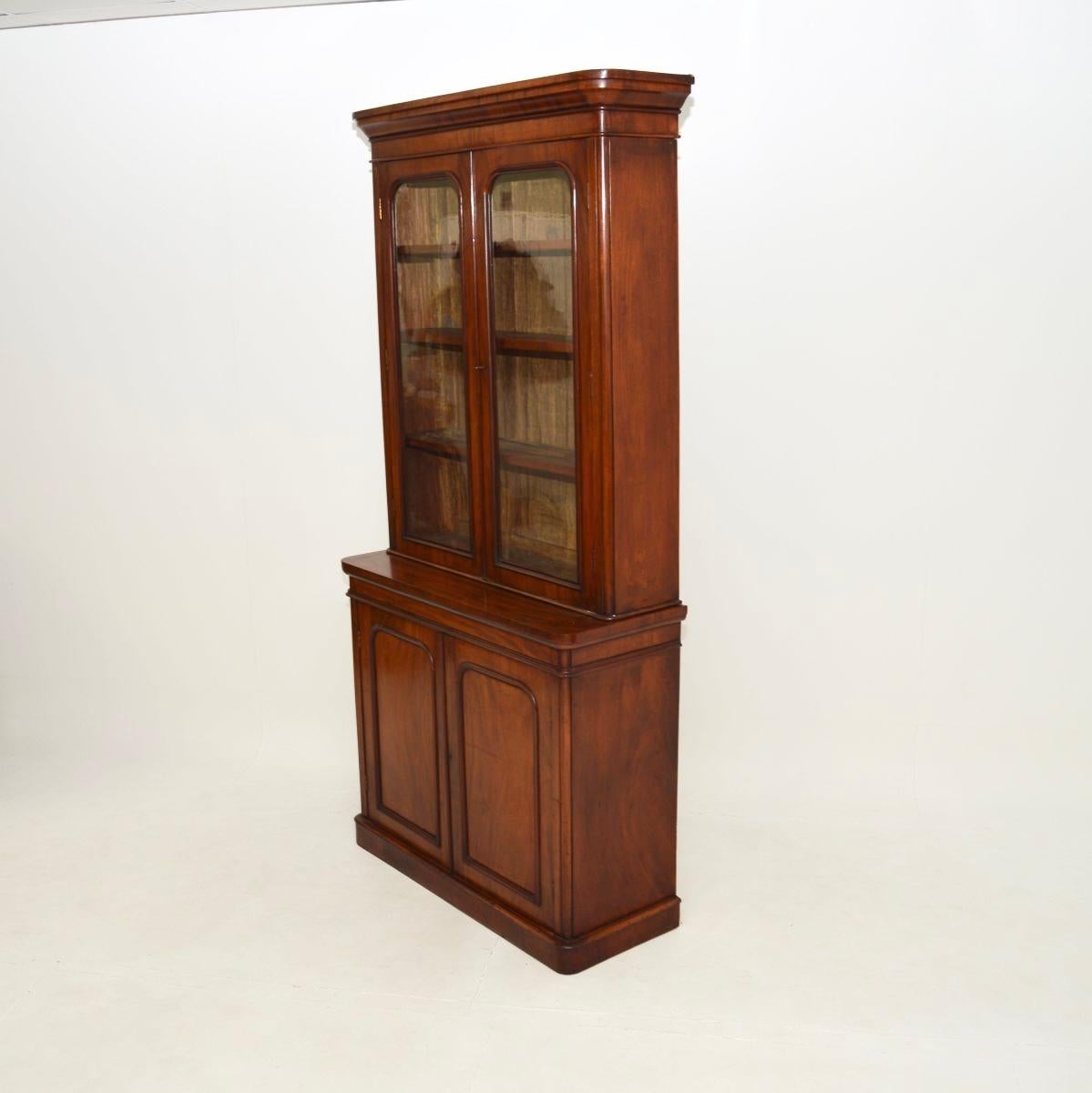 Libreria antica vittoriana In condizioni buone in vendita a London, GB