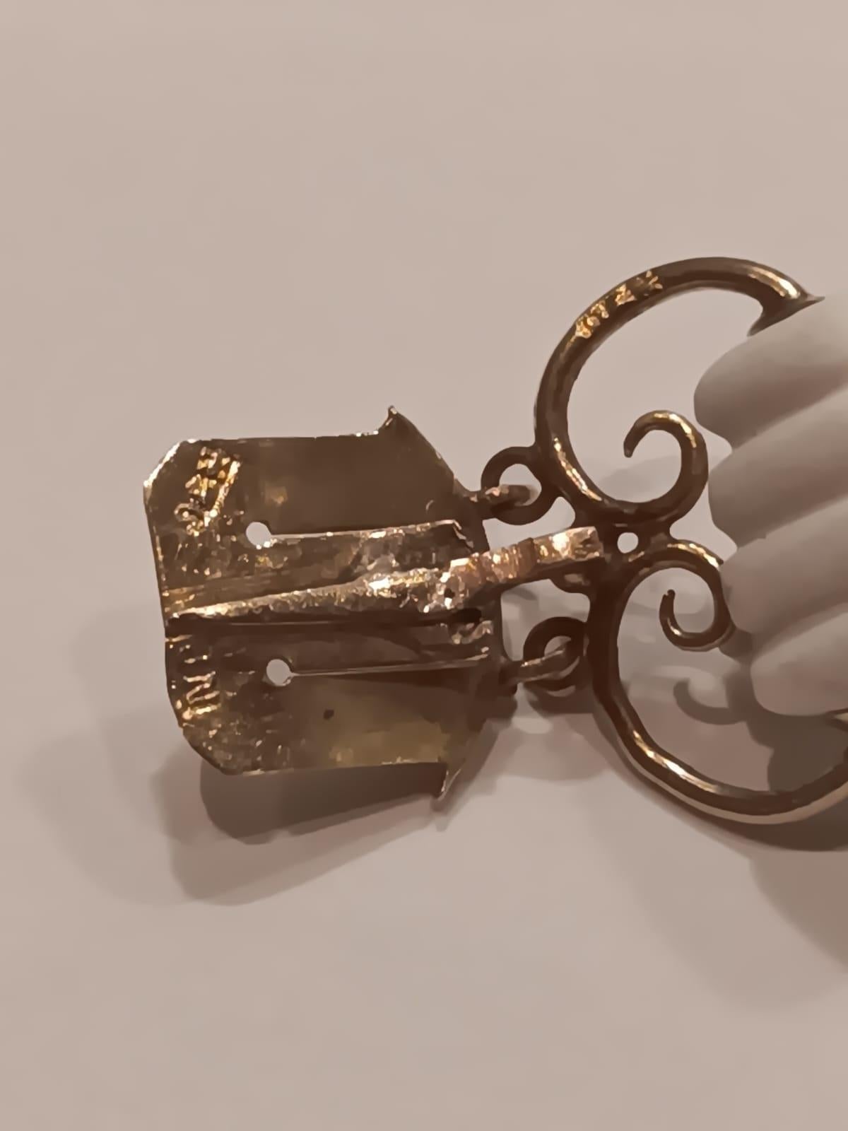 Antique Victorian Bracelet For Sale 10