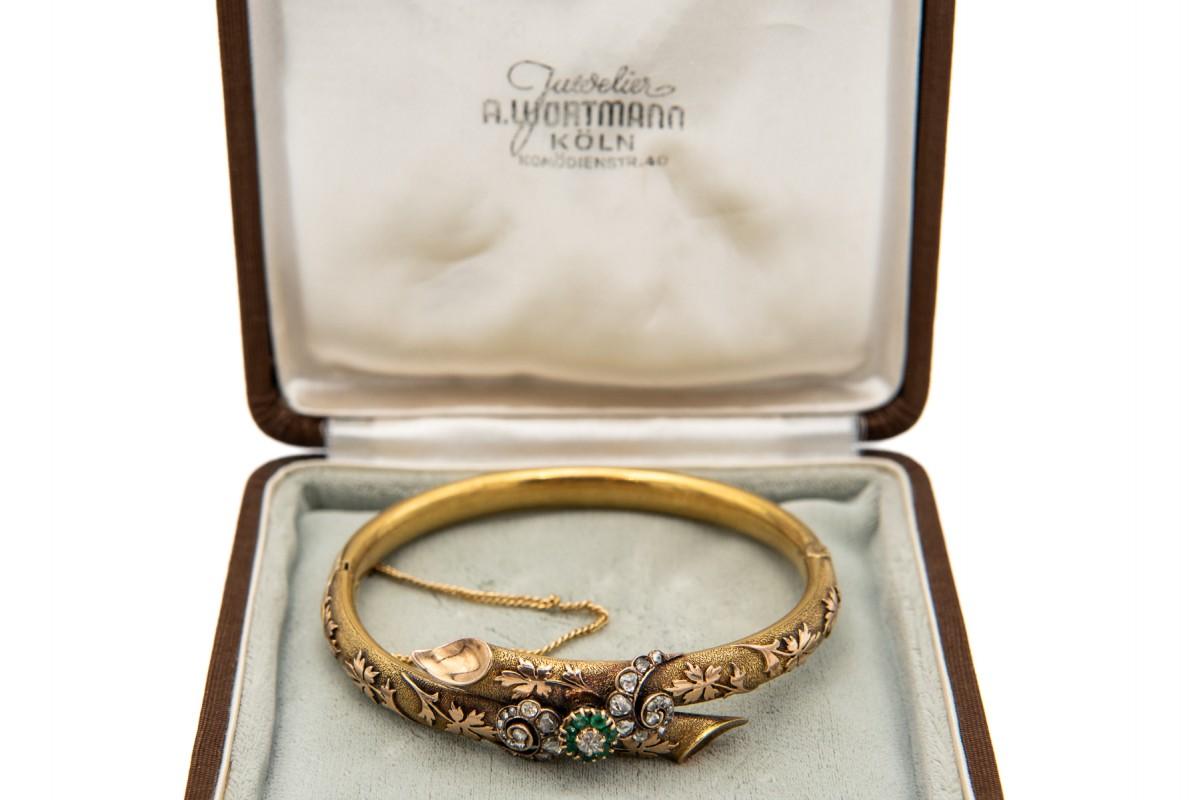 Antique Victorian bracelet with emeralds and diamonds, England, 1860s. In Good Condition For Sale In Chorzów, PL