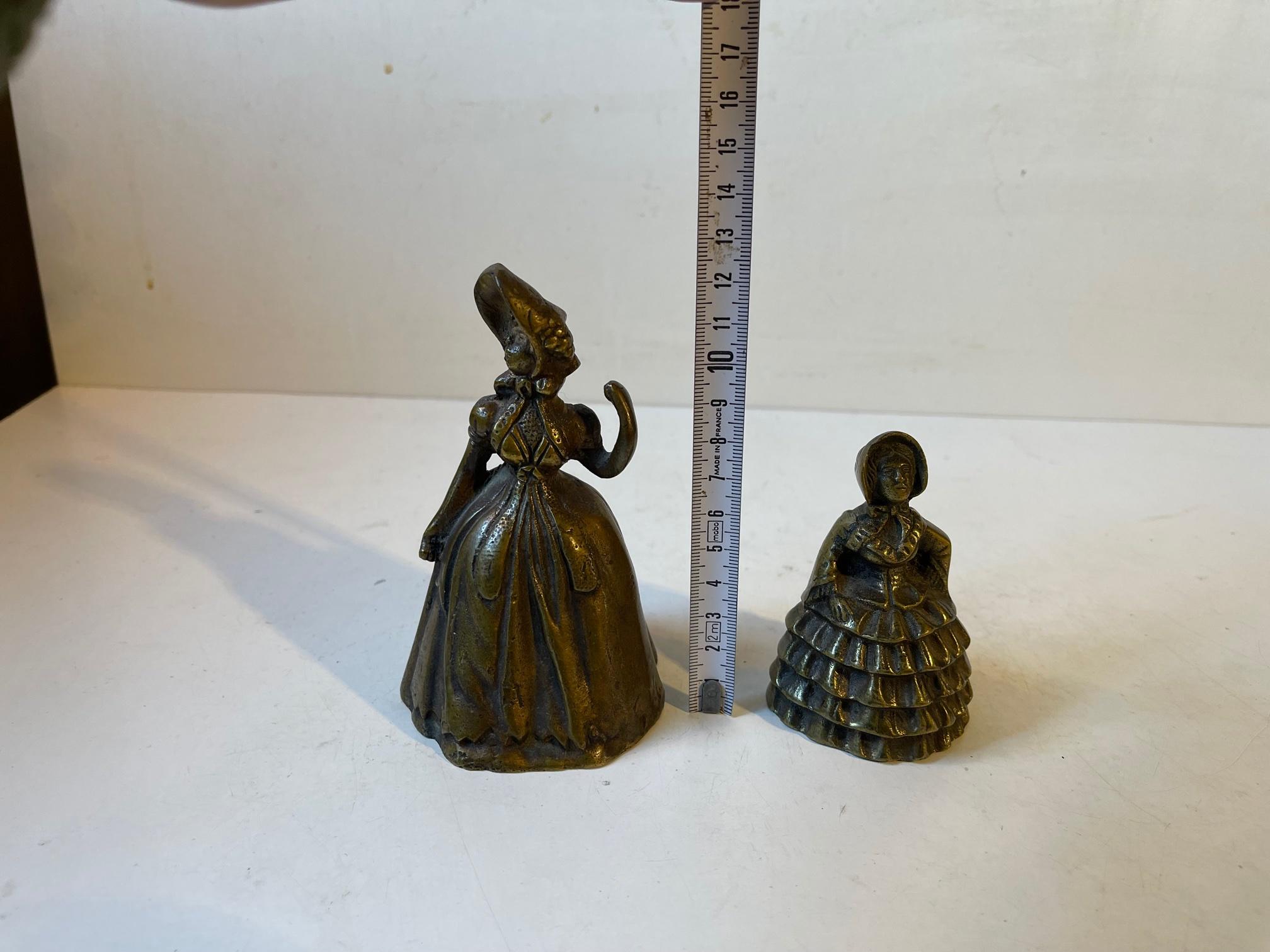 Antique Victorian Brass Bells in Shape of Ladies, 19th Century, Set of 2 For Sale 1