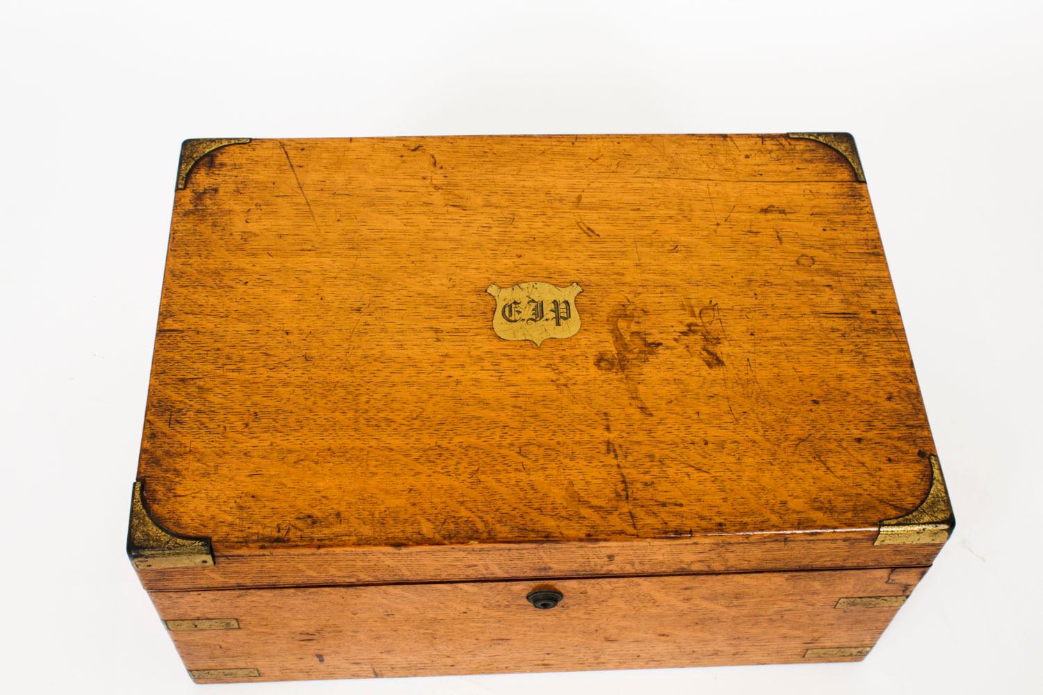 Antique Victorian Brass Bound Oak Cigar Humidor 19th Century In Good Condition For Sale In London, GB