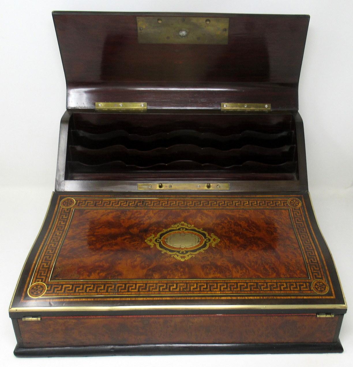 Antique Victorian Brass Burl Walnut Traveling Desk Wooden Writing Slope Box 19Ct In Good Condition In Dublin, Ireland