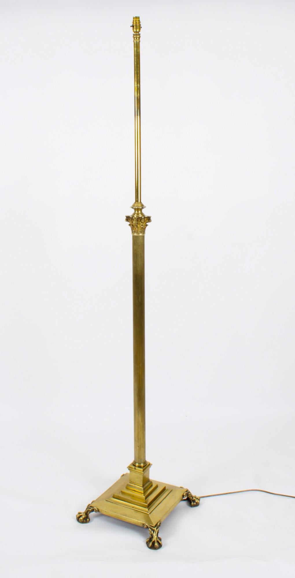 Antique Victorian Brass Corinthian Column Telescopic Standard Lamp 19th C In Good Condition In London, GB
