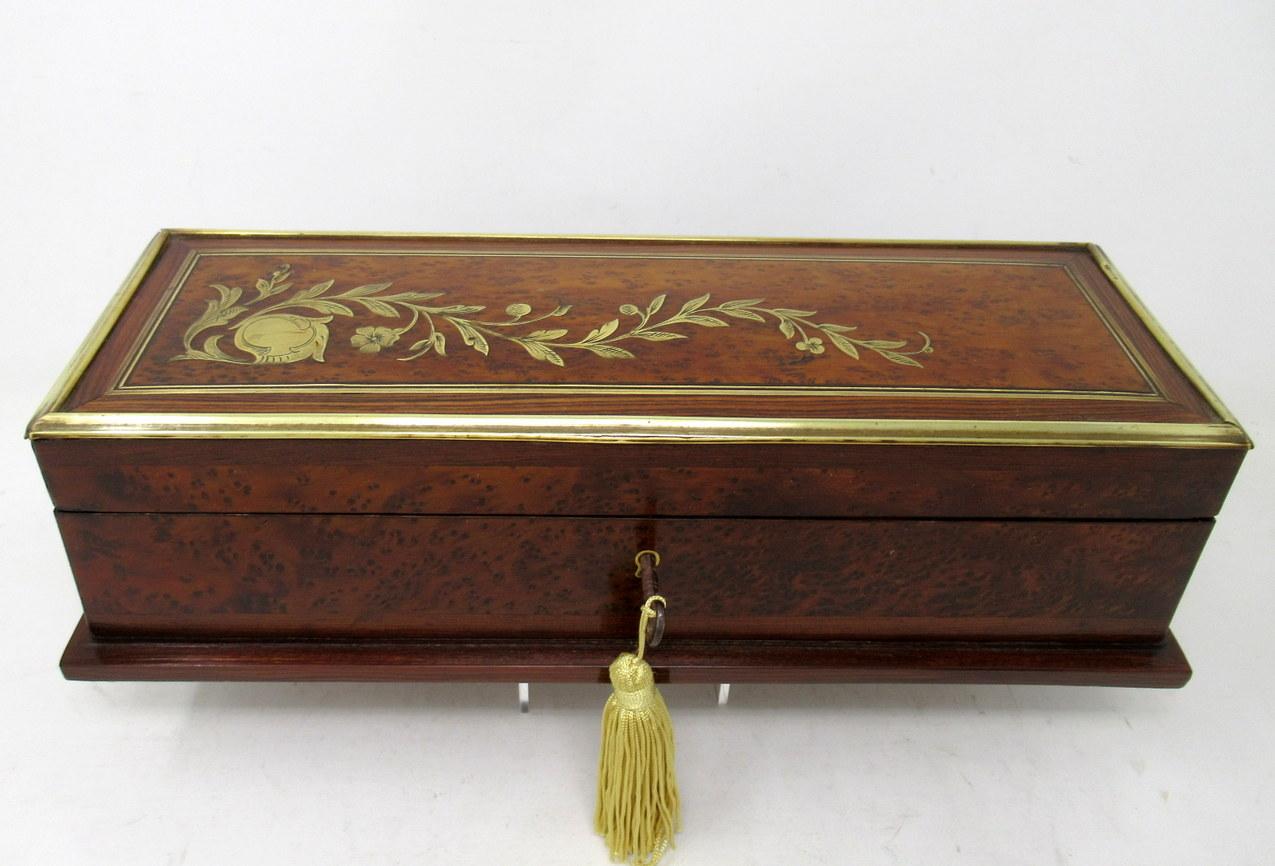 Fine quality well figure birds eye maple brass inlaid lady’s Victorian glove box of traditional form and exceptional quality and generous proportions, with good rich colours and patination. Raised on four brass supports. Last half of the nineteenth