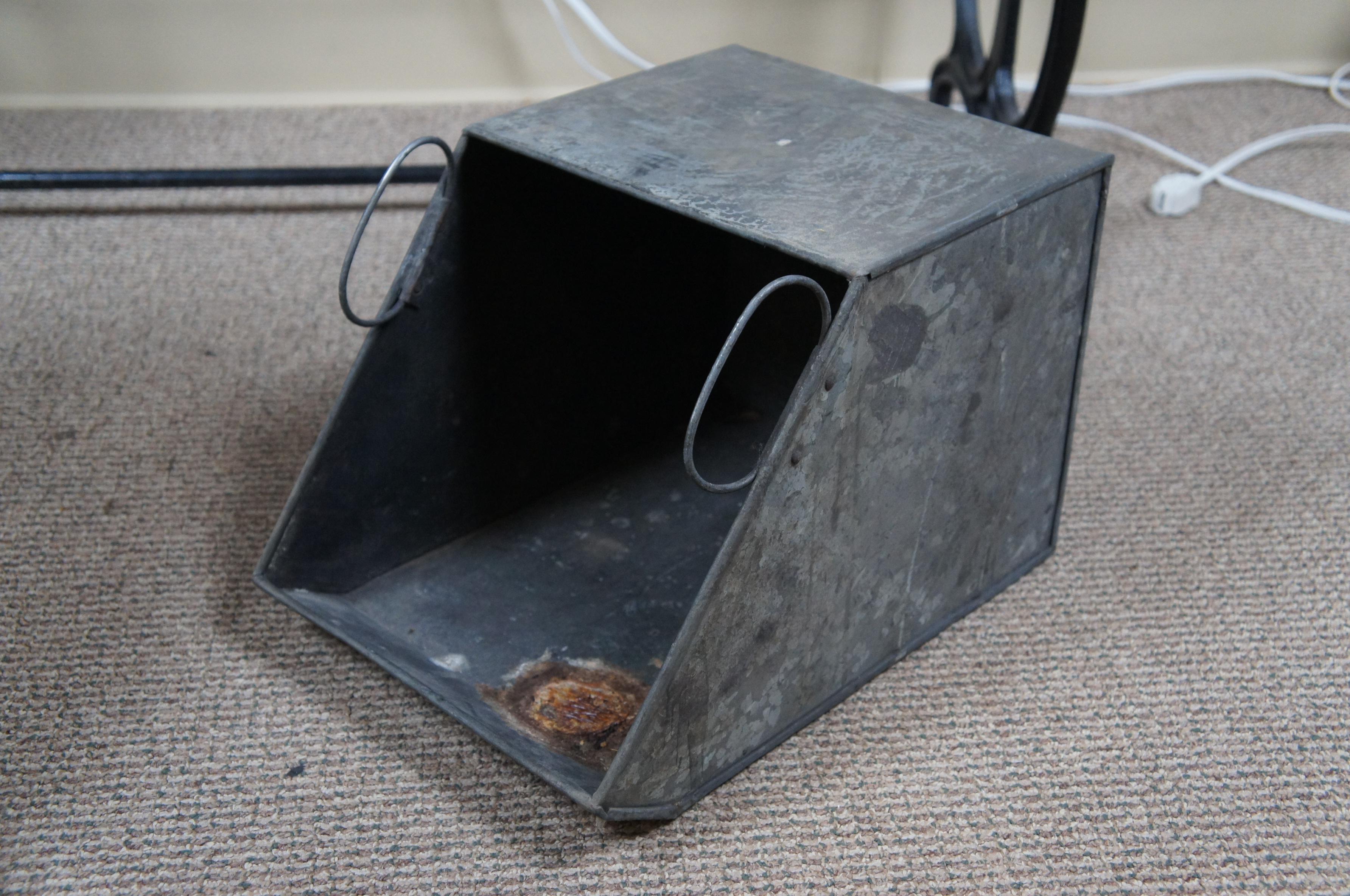 Antique Victorian Brass Pomegranate Fireplace Coal Scuttle Hod & Shovel 17