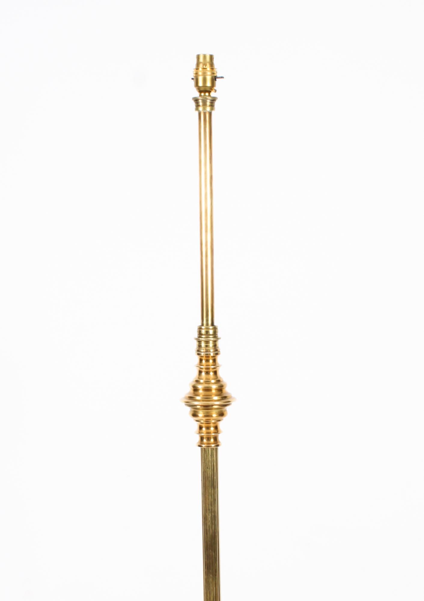 Victorien Lampe standard victorienne ancienne en laiton 19ème siècle en vente