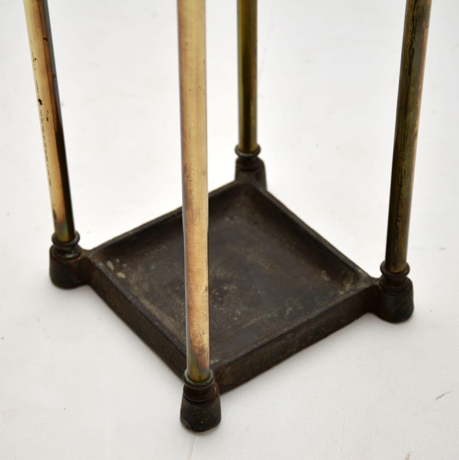 Antique Victorian Brass Umbrella Stand In Good Condition In London, GB