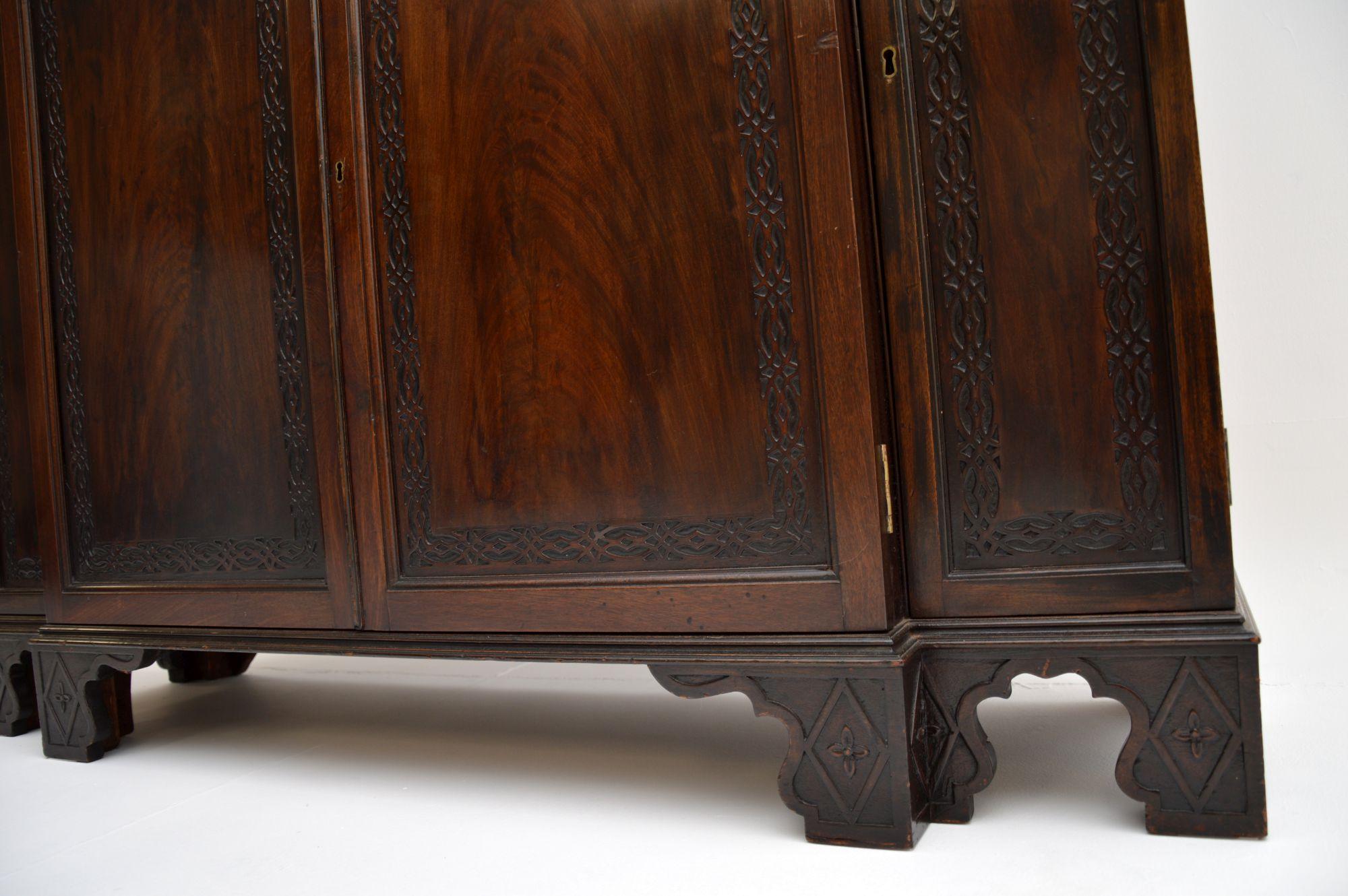 Antique Victorian Breakfront Bookcase For Sale at 1stDibs