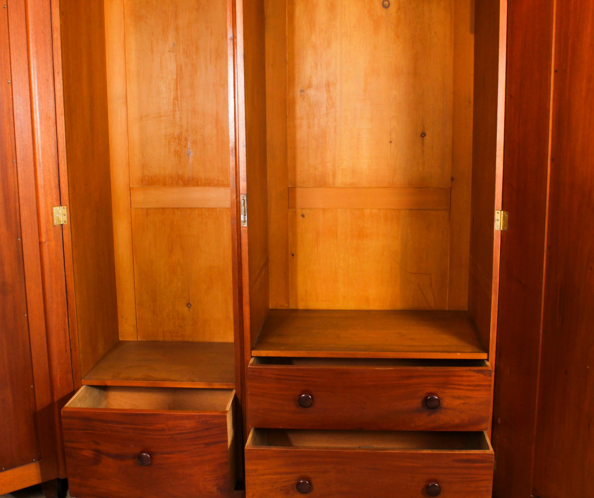 Antique Victorian Breakfront Burr Walnut Wardrobe, 19th Century For Sale 7