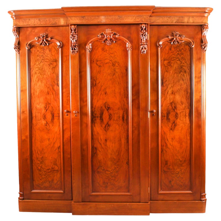 Antique Victorian Breakfront Burr Walnut Wardrobe 19th Century For Sale