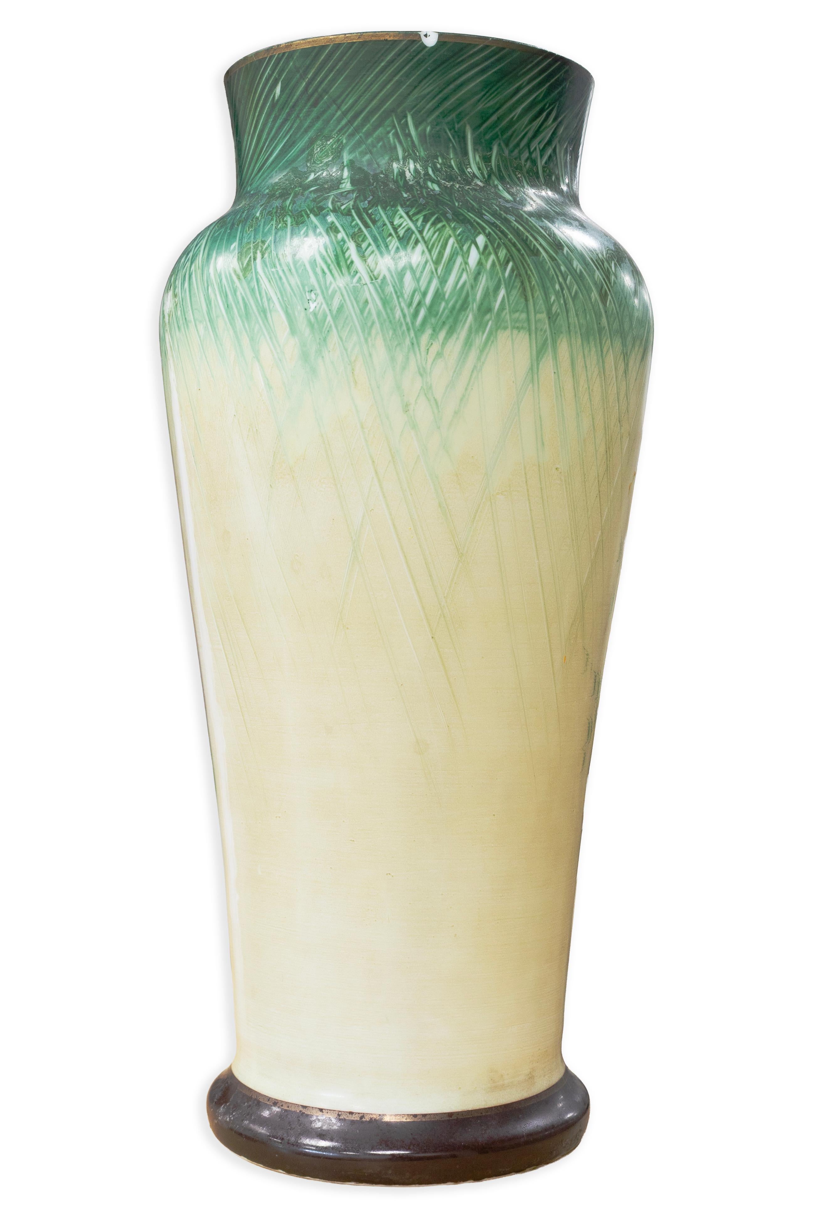Vittoriano Antique Victorian Bristol - Glass Vase Hand Painted Portrait & Floral Design in vendita