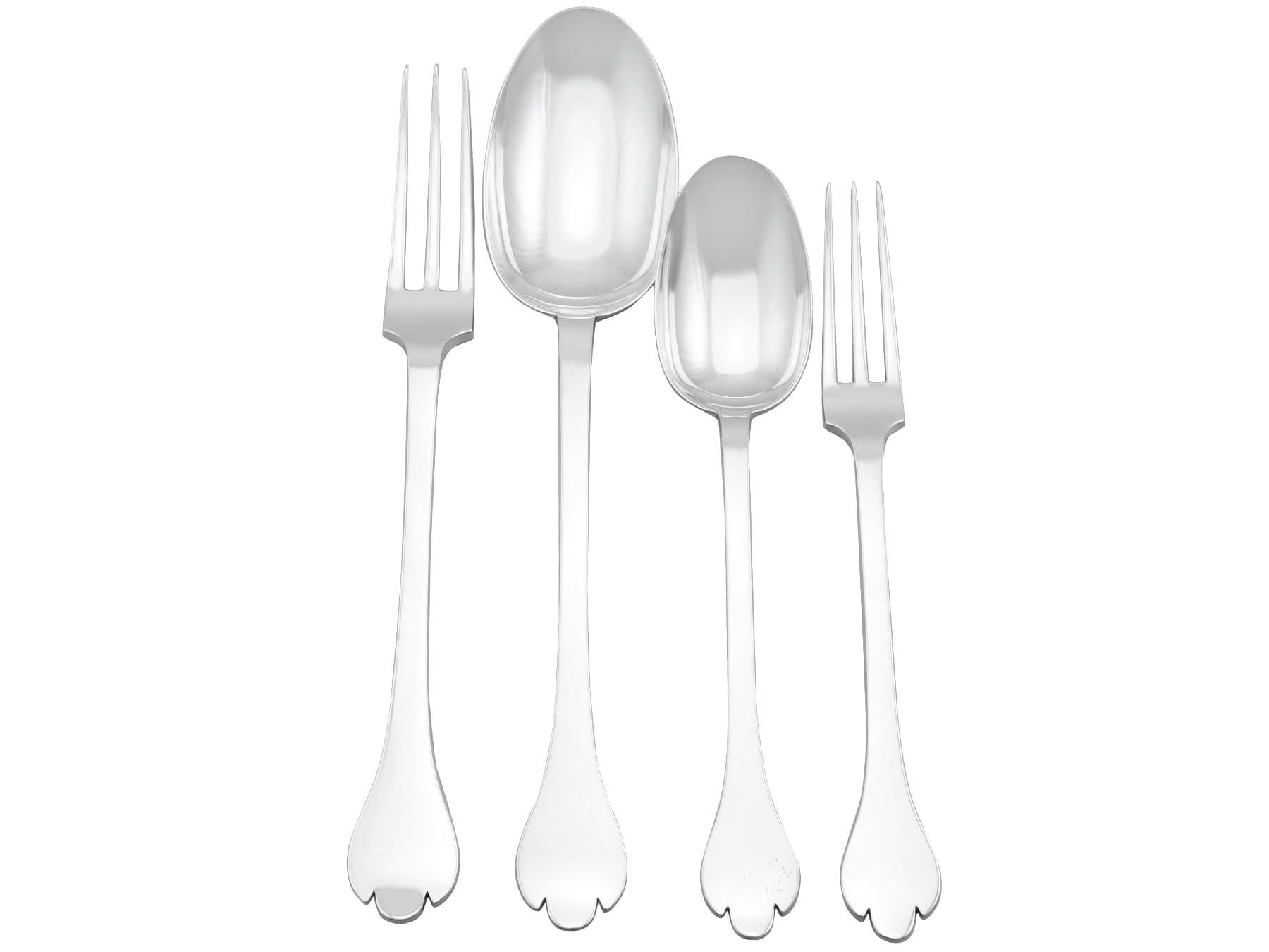 An exceptional, fine and impressive, rare antique Victorian English Britannia standard silver straight Trefid pattern flatware service for twelve persons; an addition to our canteen of cutlery collection

The pieces of this exceptional, antique