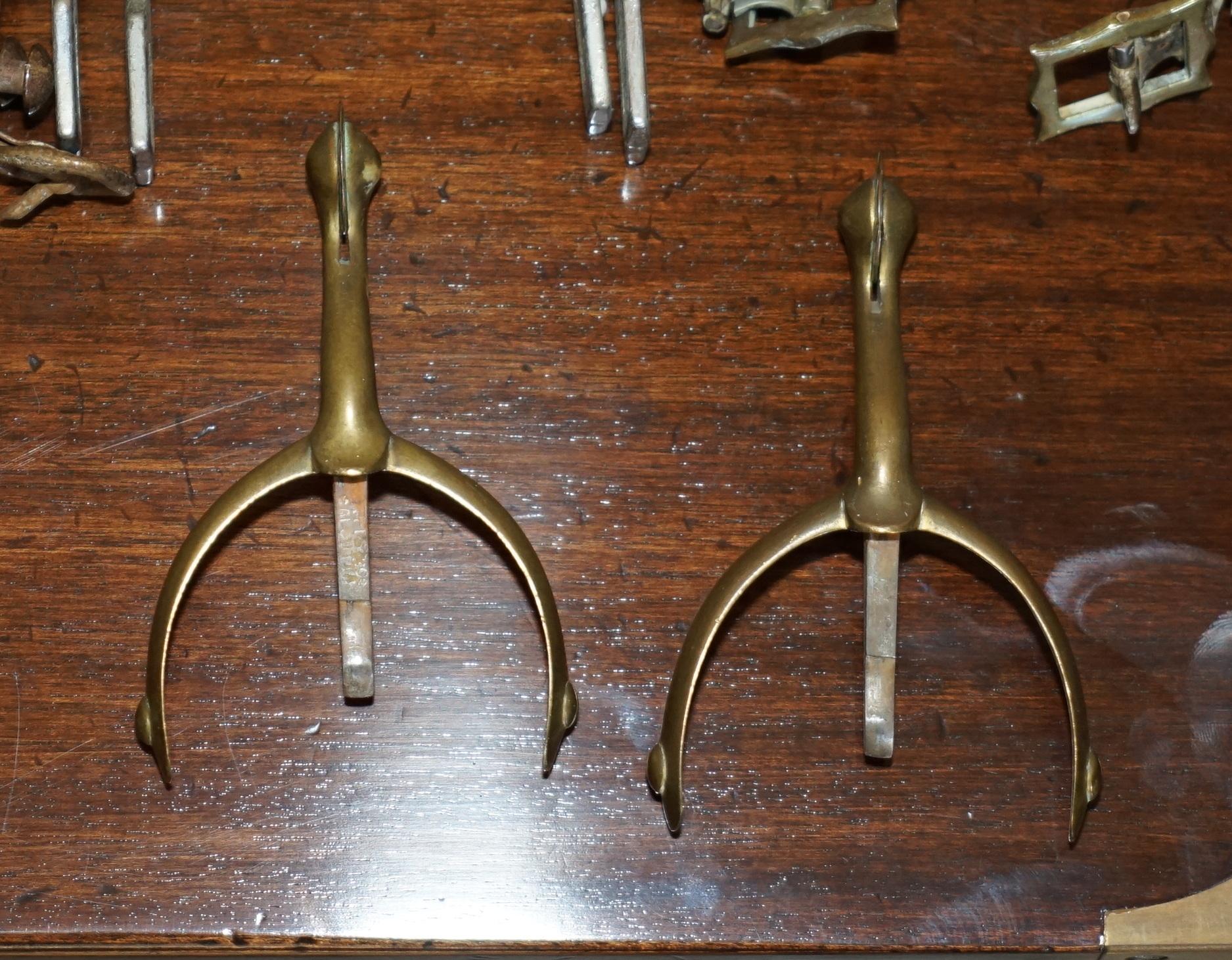 ANTICO ARMATO BRITANNICO CAVALIERE MARTINGALE A CAVALLETTO E STIRUP in vendita 8