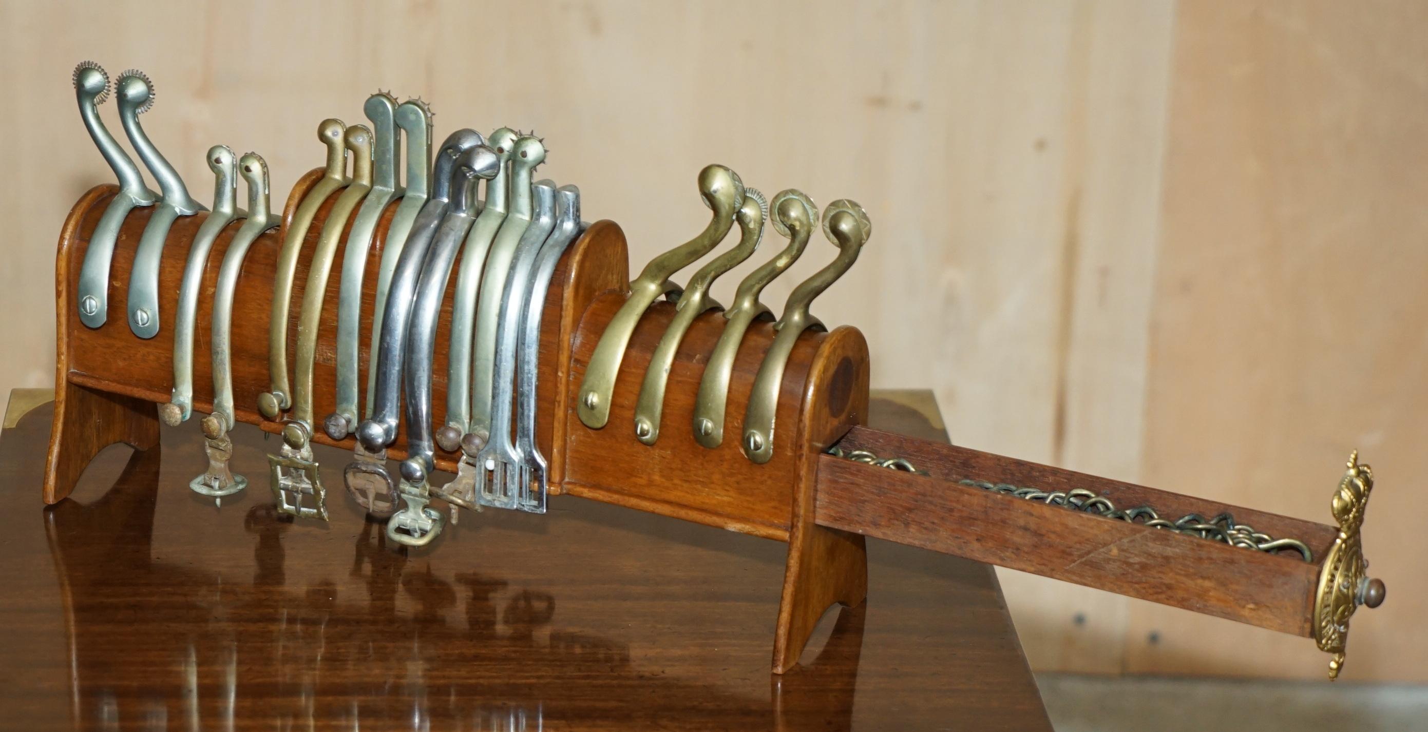 ANTICO ARMATO BRITANNICO CAVALIERE MARTINGALE A CAVALLETTO E STIRUP in vendita 9