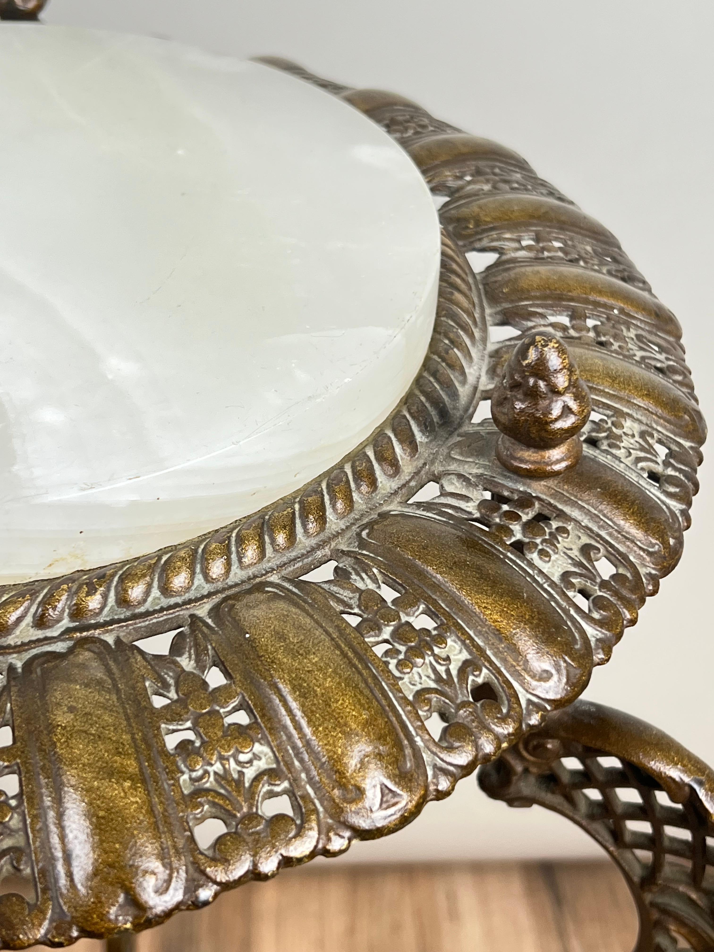 Américain Ancien support victorien en bronze et onyx c. Fin du 19e siècle en vente