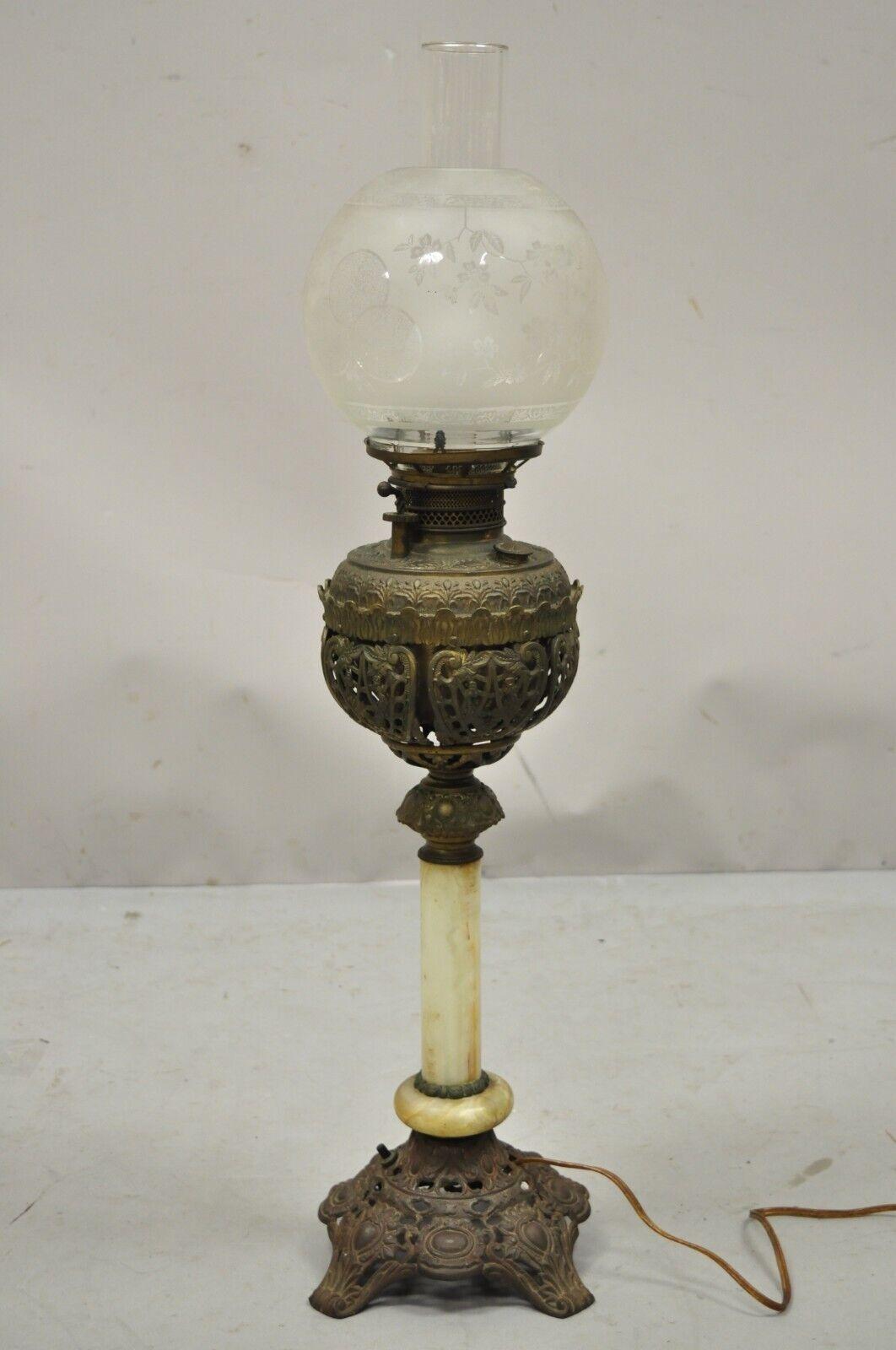 Ancienne lampe de bureau victorienne à huile convertie en bronze avec tige en albâtre en vente 3