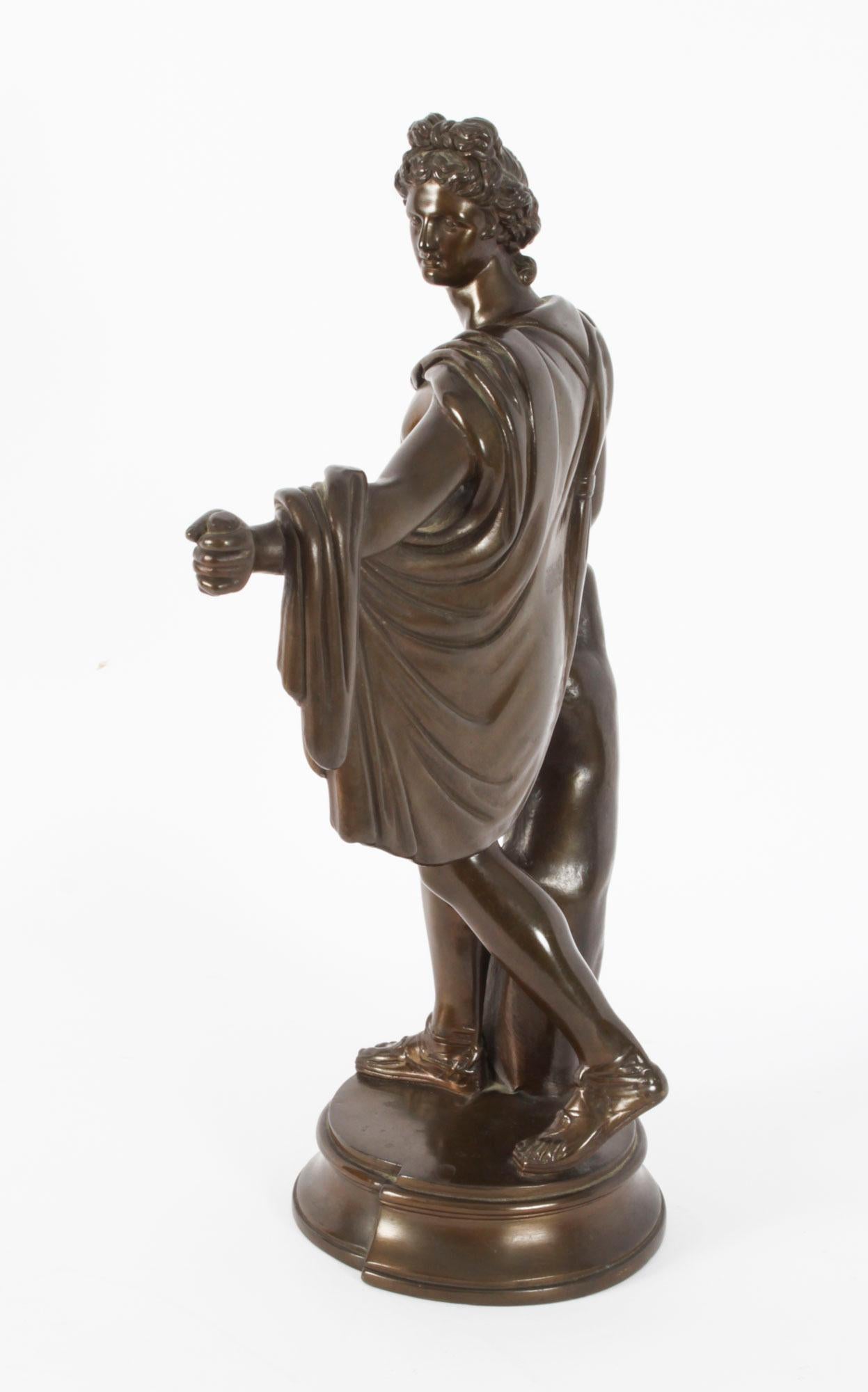 Sculpture victorienne ancienne en bronze du dieu grec Apollon du 19ème siècle en vente 1