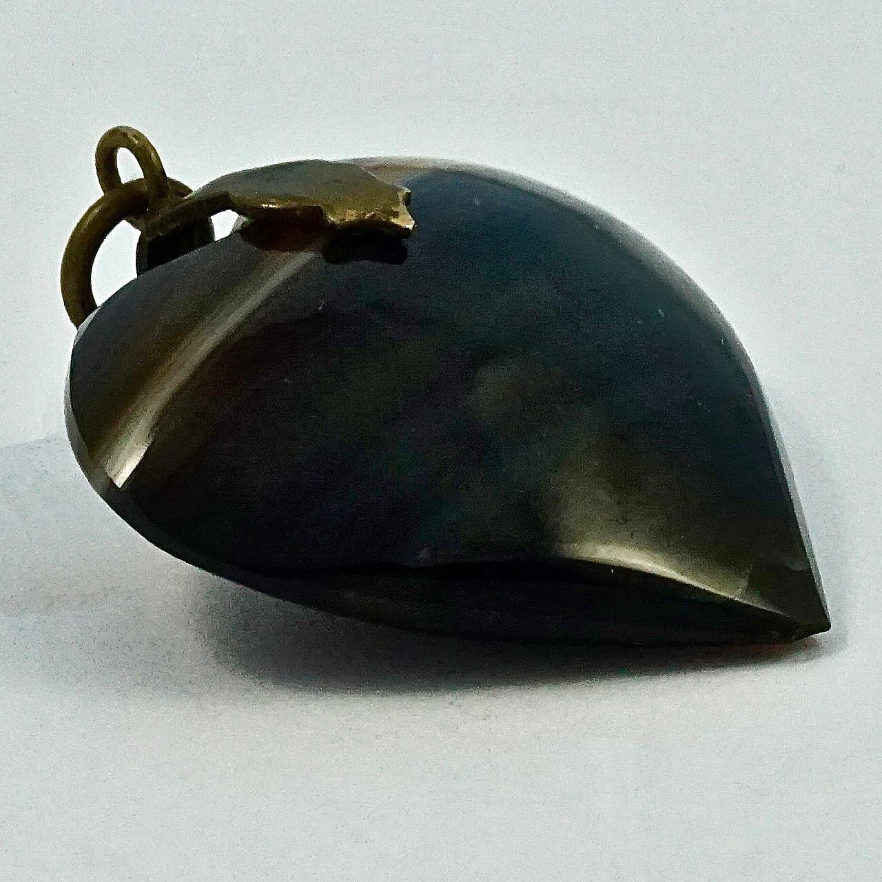 Antique Victorian Bronze Tone Polished Banded Agate Heart Pendant In Good Condition In London, GB