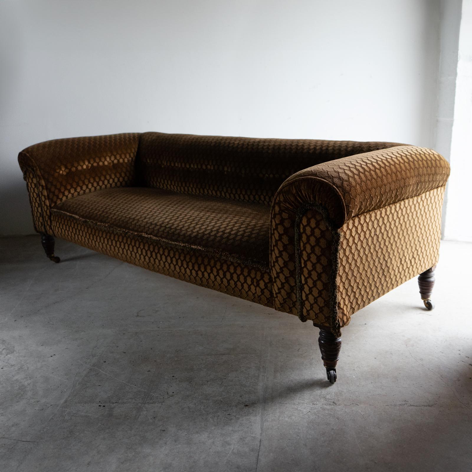 Brass Antique Victorian Brown/Gold Velvet Button Backed Three Seater Chesterfield Sofa For Sale