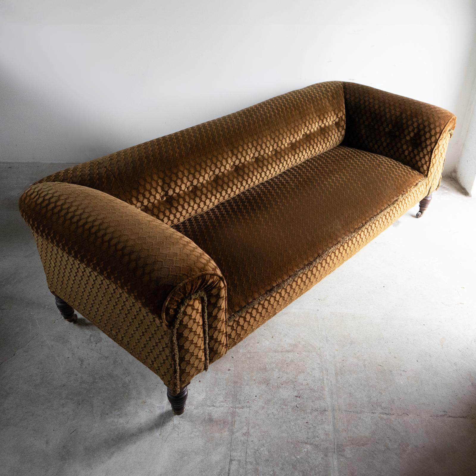 Antique Victorian Brown/Gold Velvet Button Backed Three Seater Chesterfield Sofa For Sale 2