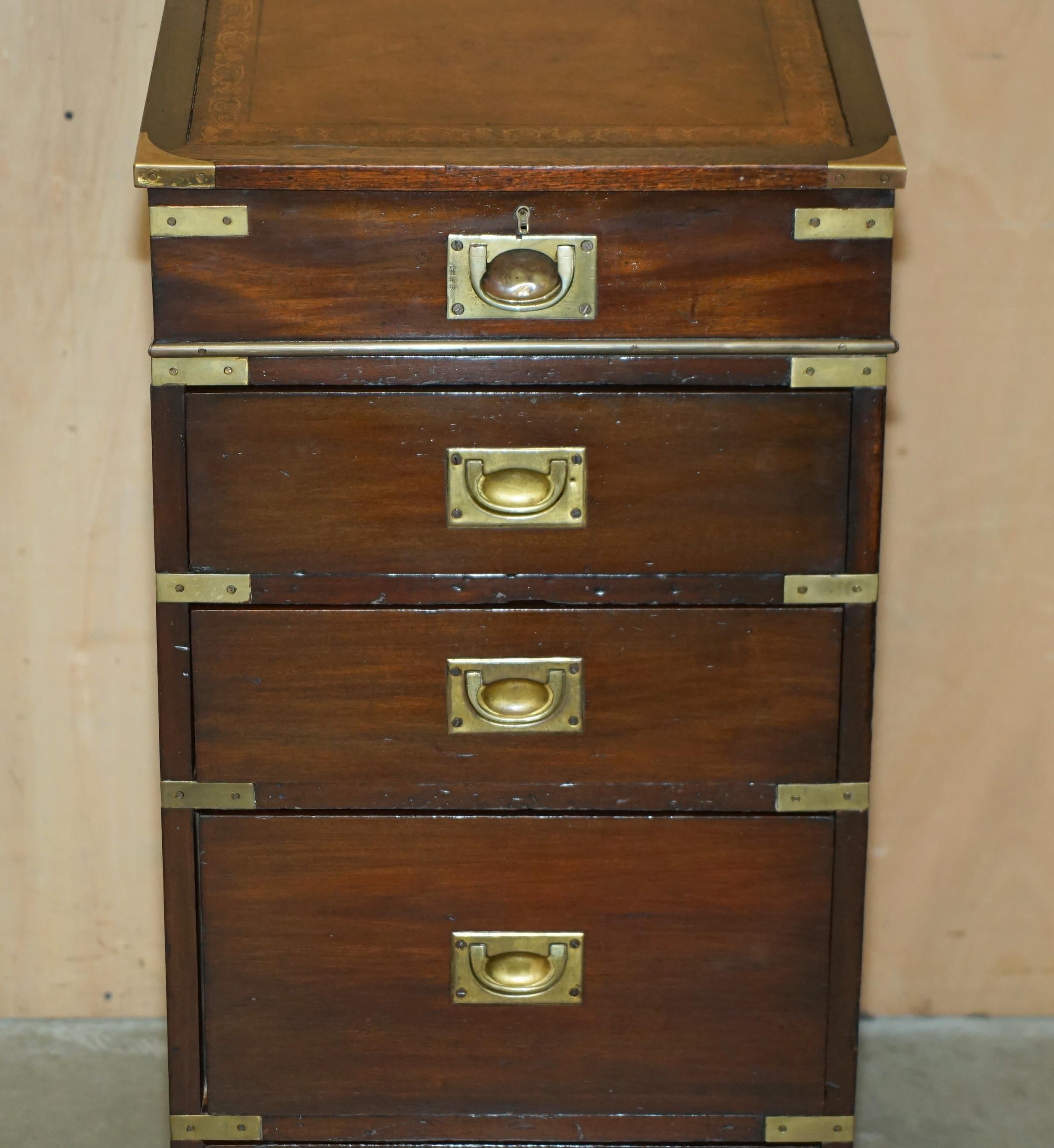 ANTIQUE ViCTORIAN BROWN LEATHER BRASS GALLERY MILITARY CAMPAIGN DAVENPORT DESK In Good Condition For Sale In West Sussex, Pulborough