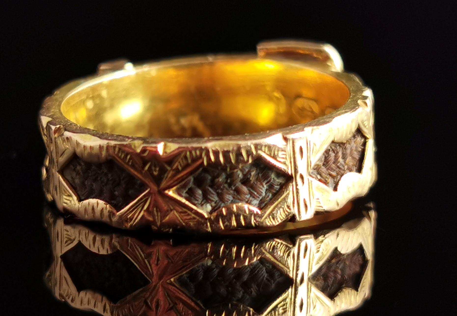 Antique Victorian Buckle Mourning Ring, 15k Yellow Gold, Hairwork In Good Condition In NEWARK, GB