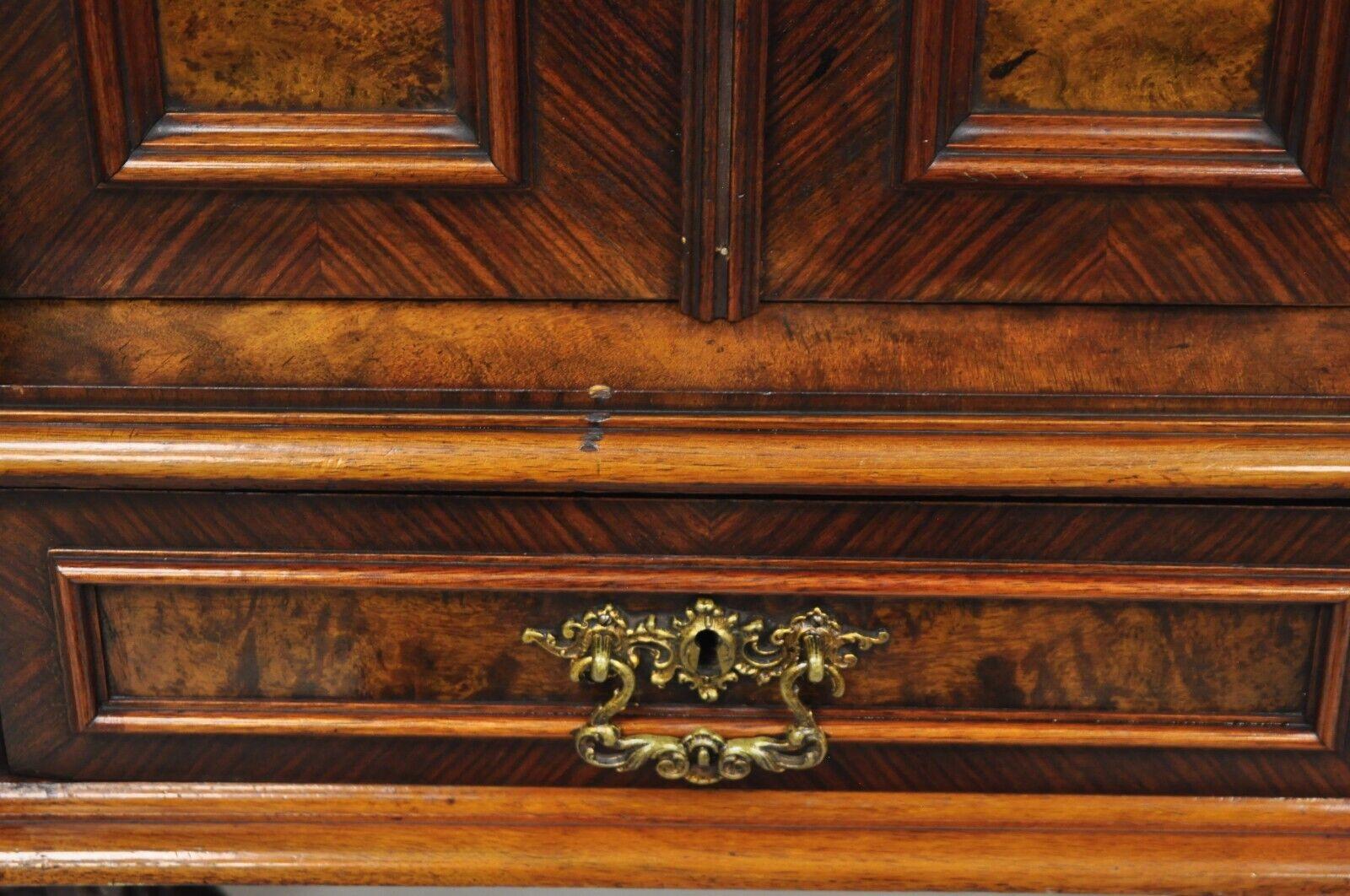 Antike viktorianische Nussbaum Muschel geschnitzt Wand hängen Curio Display Cabinet im Angebot 4