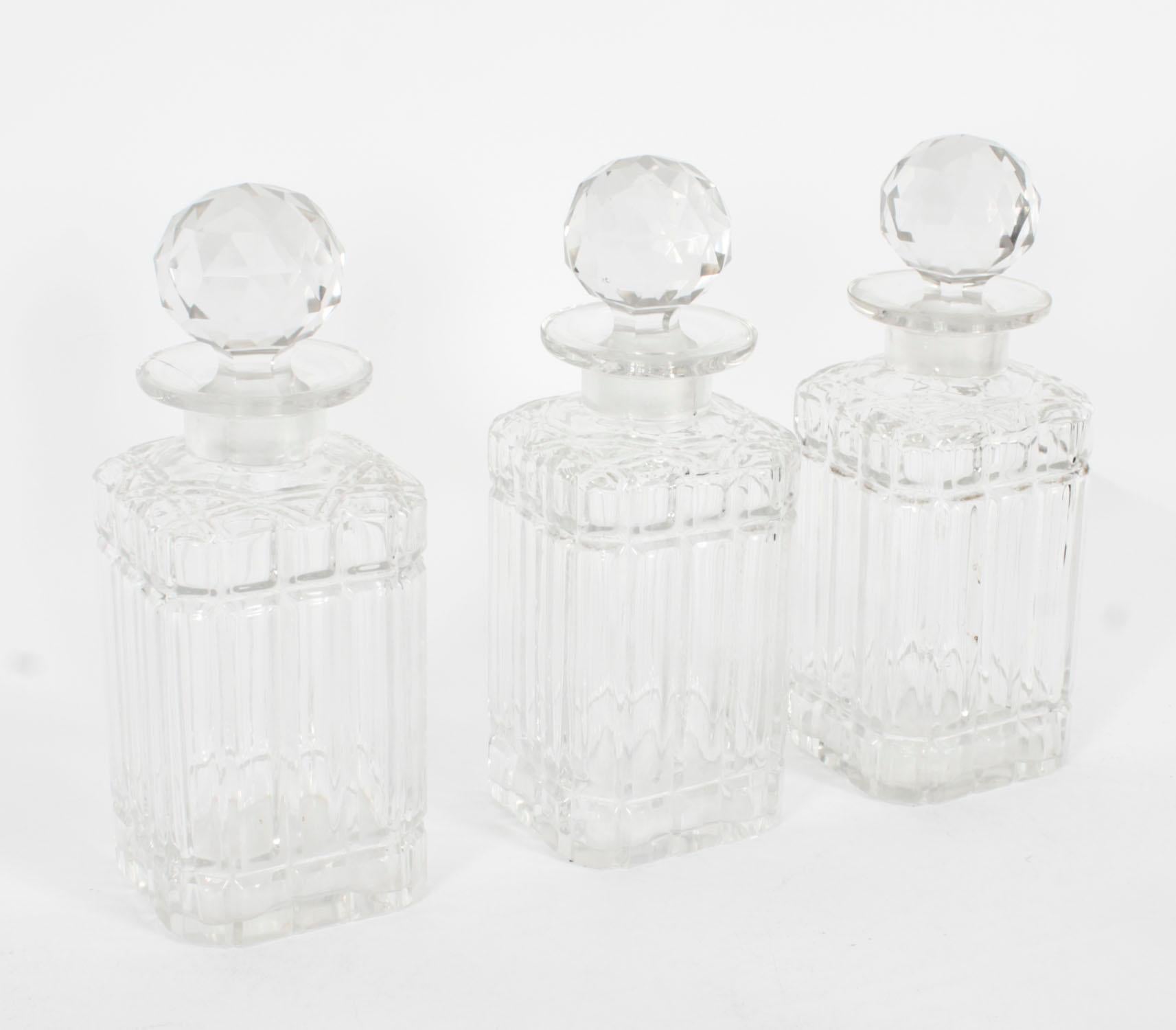 Antique Victorian Burr Walnut 3 Crystal Decanter Tantalus Dry Bar 19th Century 11