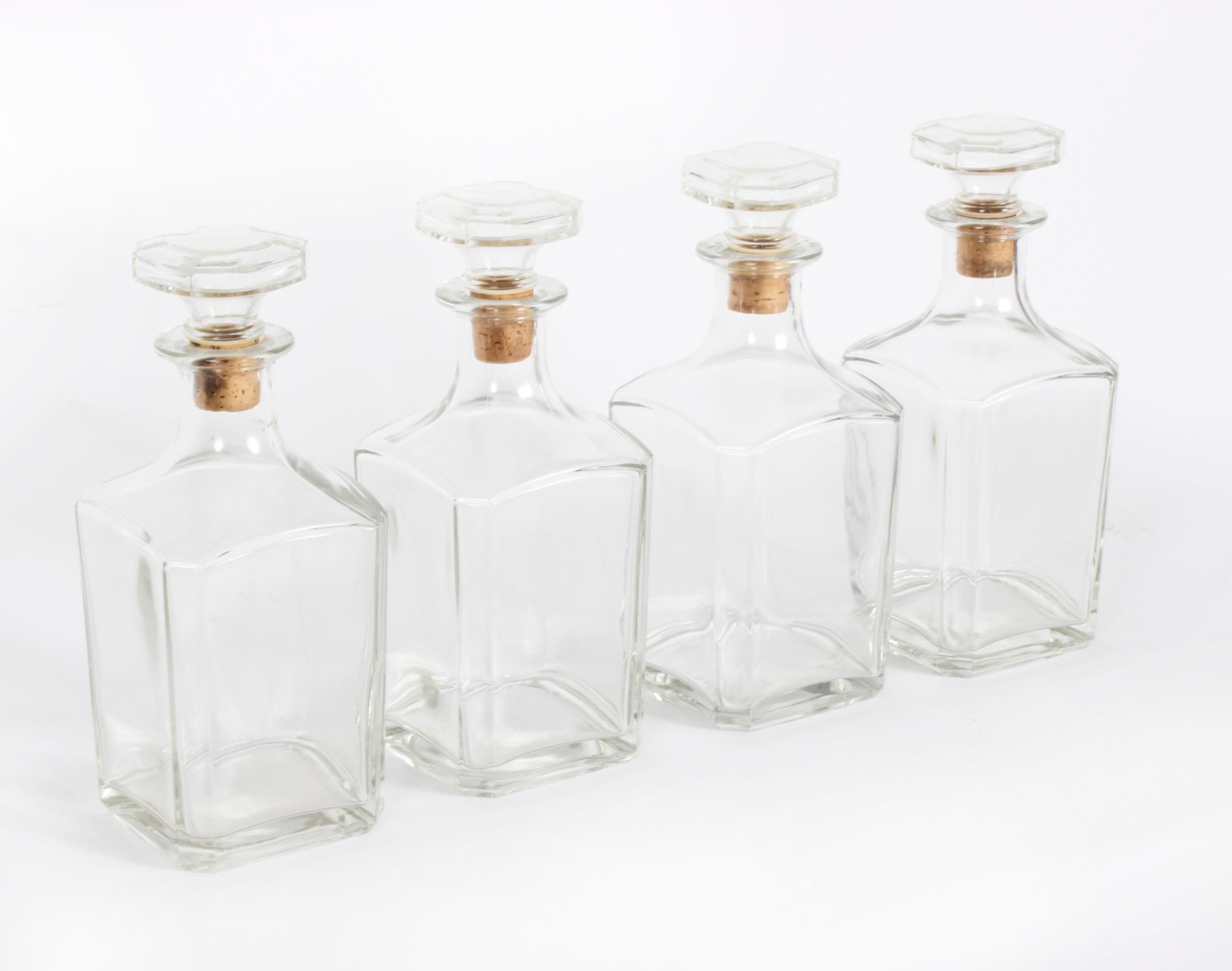 English Antique Victorian Burr Walnut 4 Bottle Crystal Decanter Tantalus 19th Century
