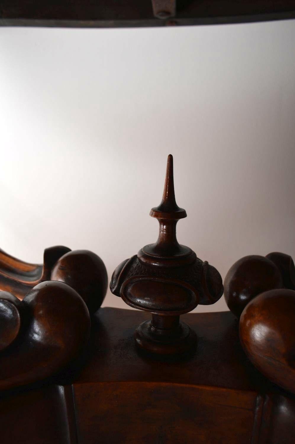 Antique Victorian Burr Walnut Centre Table 4