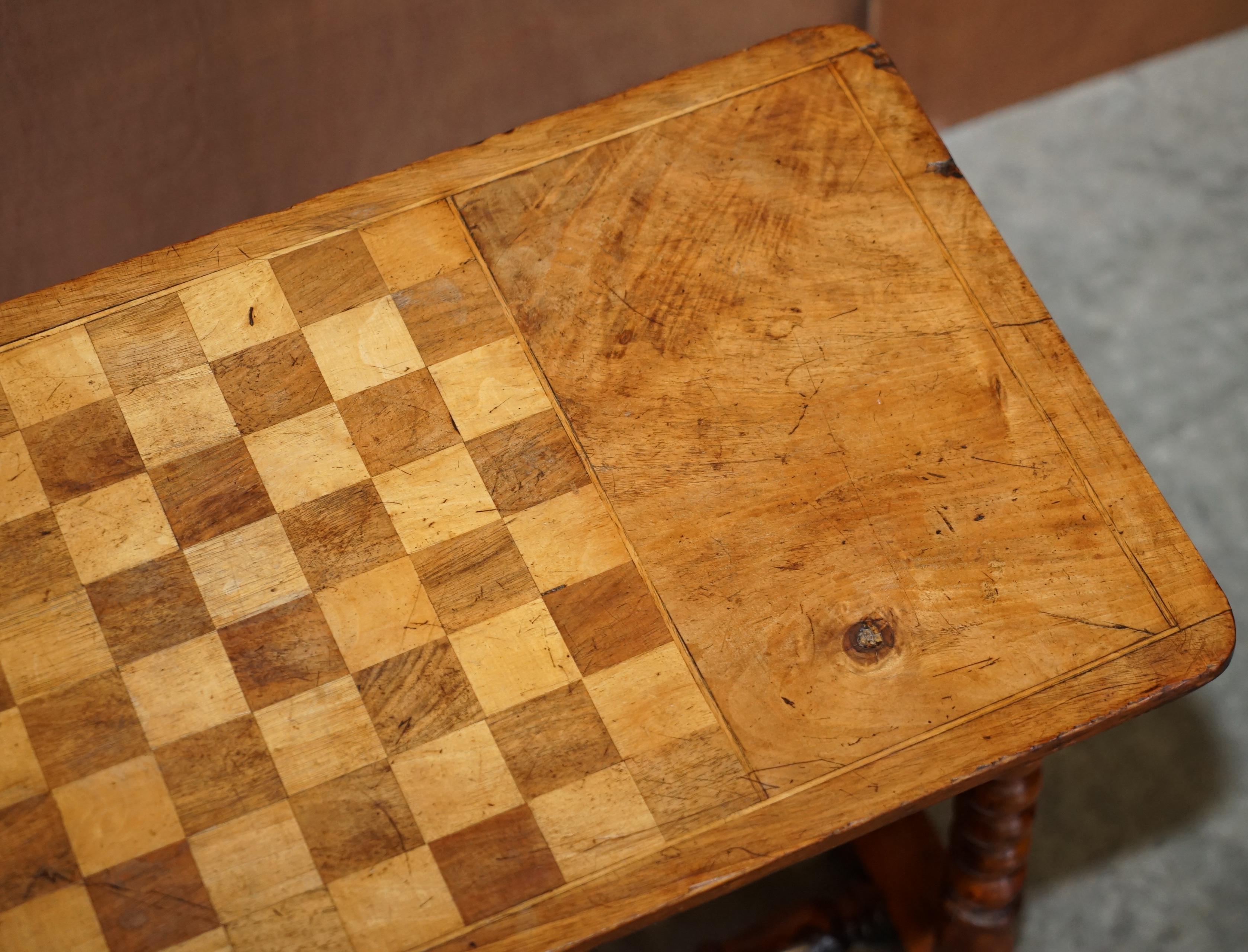 Mid-19th Century Antique Victorian Burr Walnut Chess Games Occasional Table Bobbin Turned Base