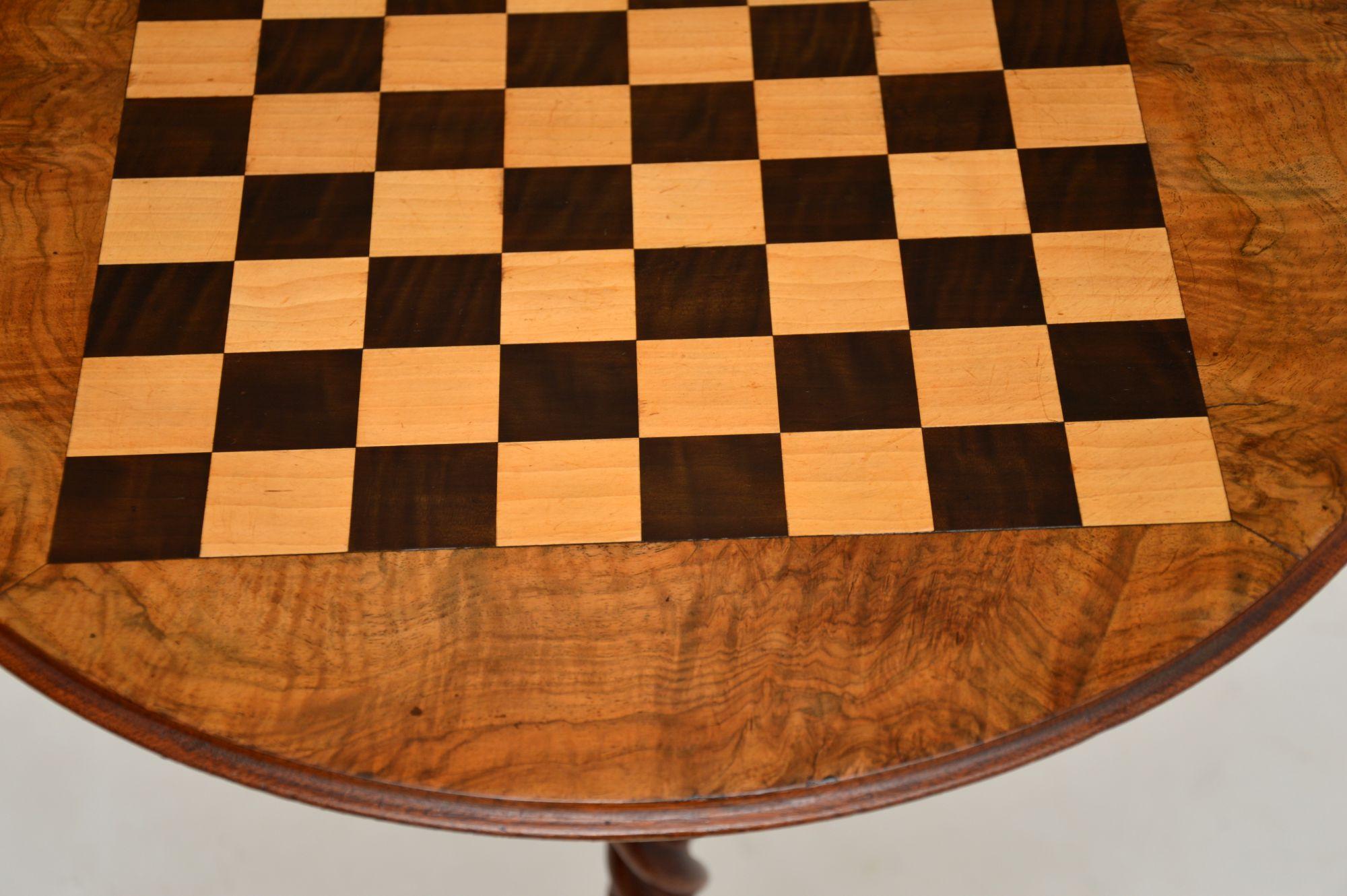 Antique Victorian Burr Walnut Chess Table In Good Condition In London, GB