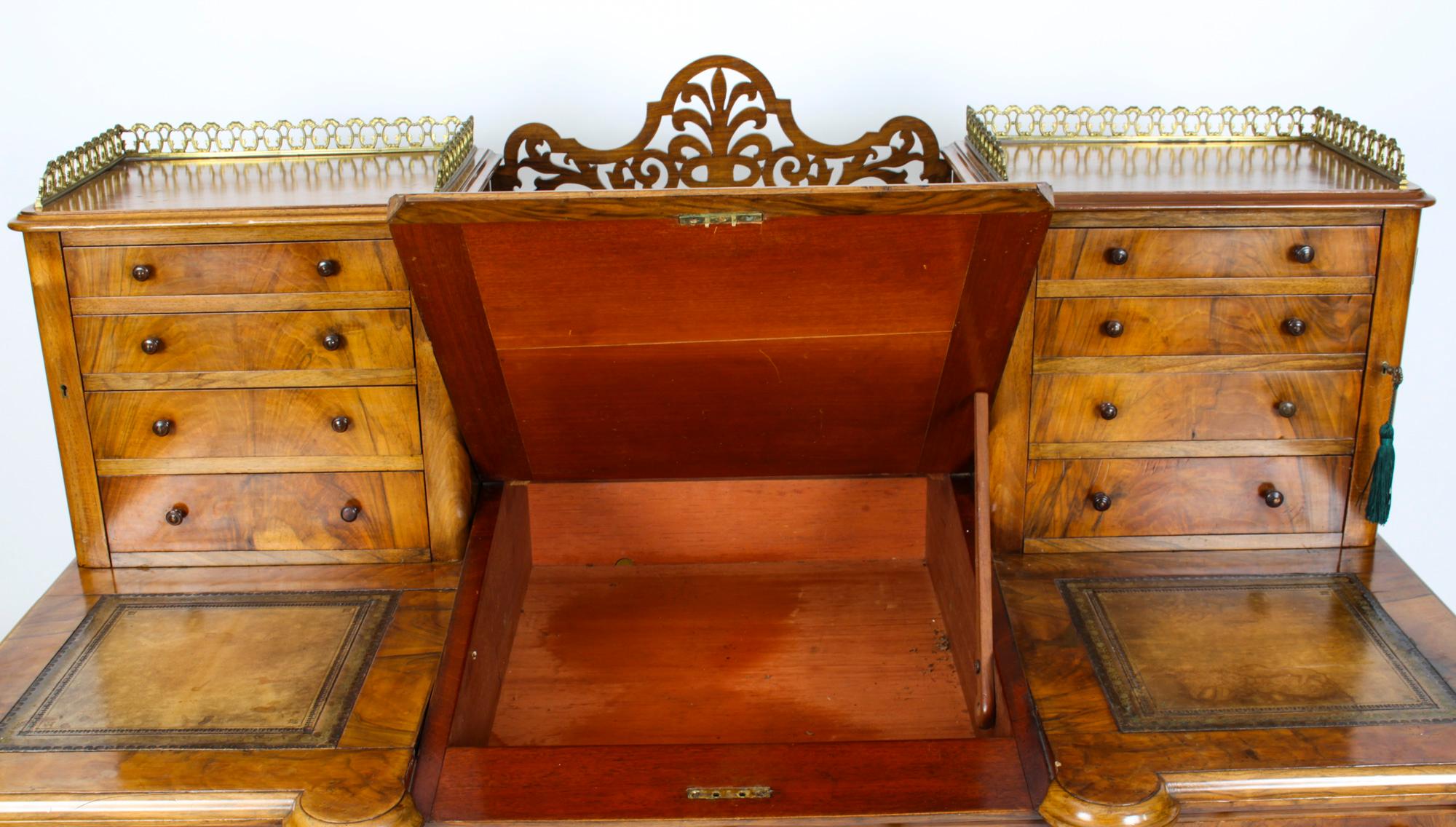 Antique Victorian Burr Walnut Dickens Pedestal Desk 19th Century For Sale 8