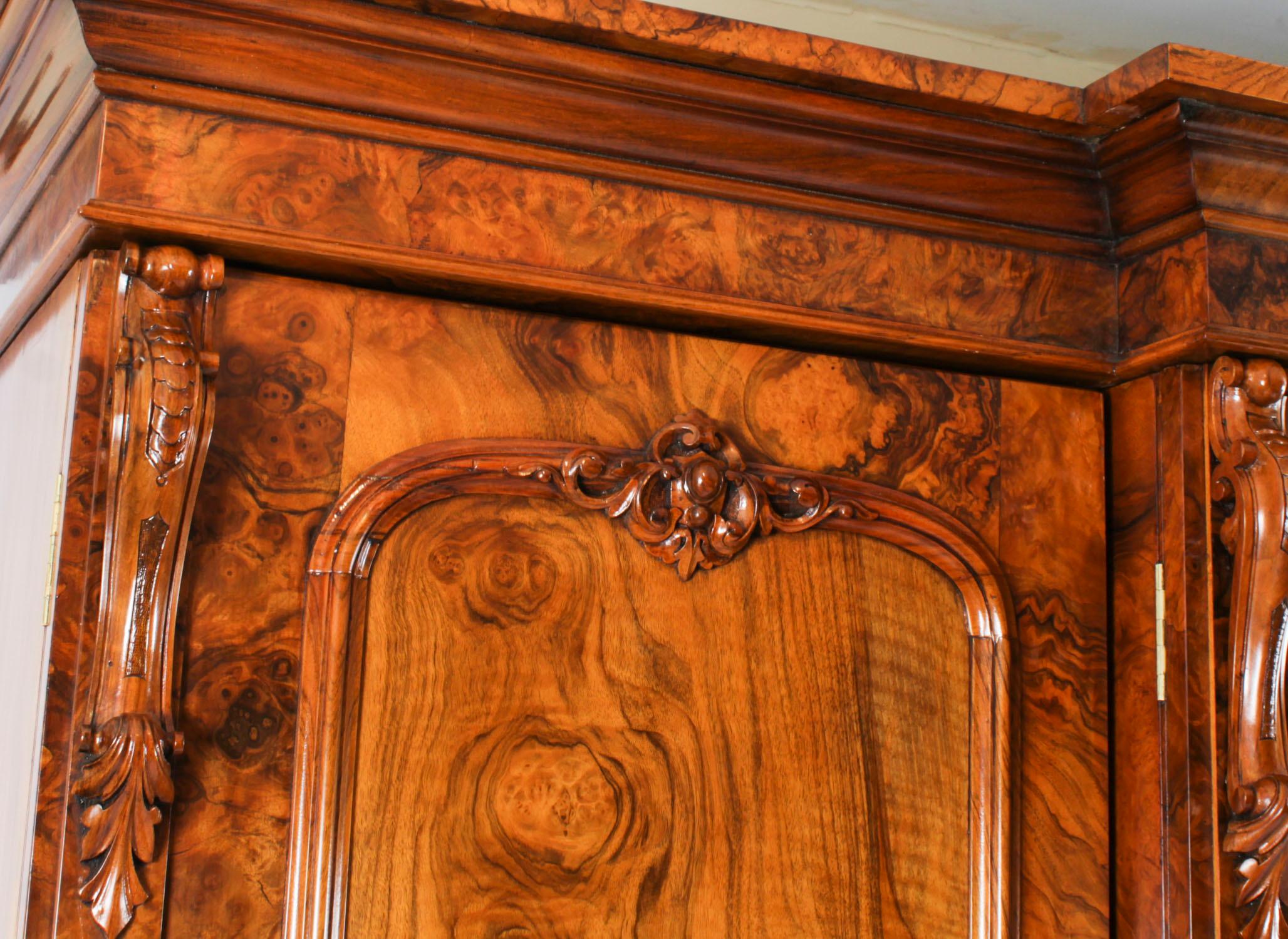 Antique Victorian Burr Walnut Four Door Breakfront Wardrobe 19th Century 5