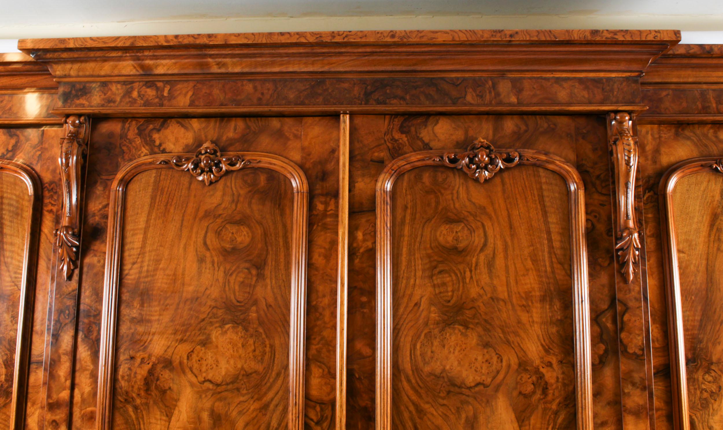 Antique Victorian Burr Walnut Four Door Breakfront Wardrobe 19th Century 6