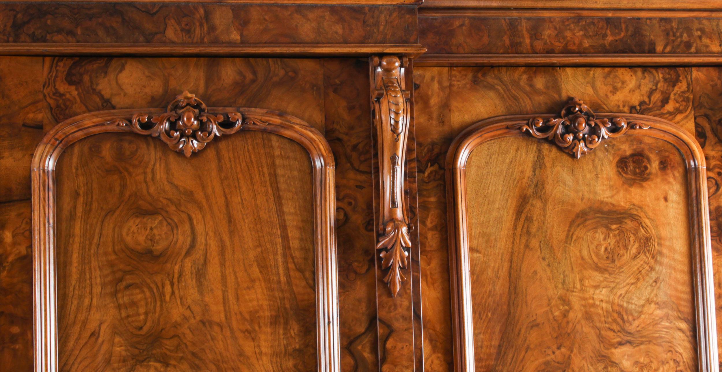 Antique Victorian Burr Walnut Four Door Breakfront Wardrobe 19th Century 4