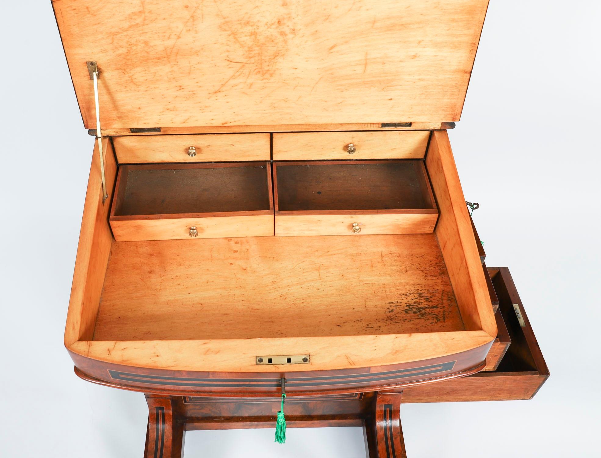 Ancien bureau victorien Davenport en ronce de noyer et marqueterie 19ème siècle en vente 6