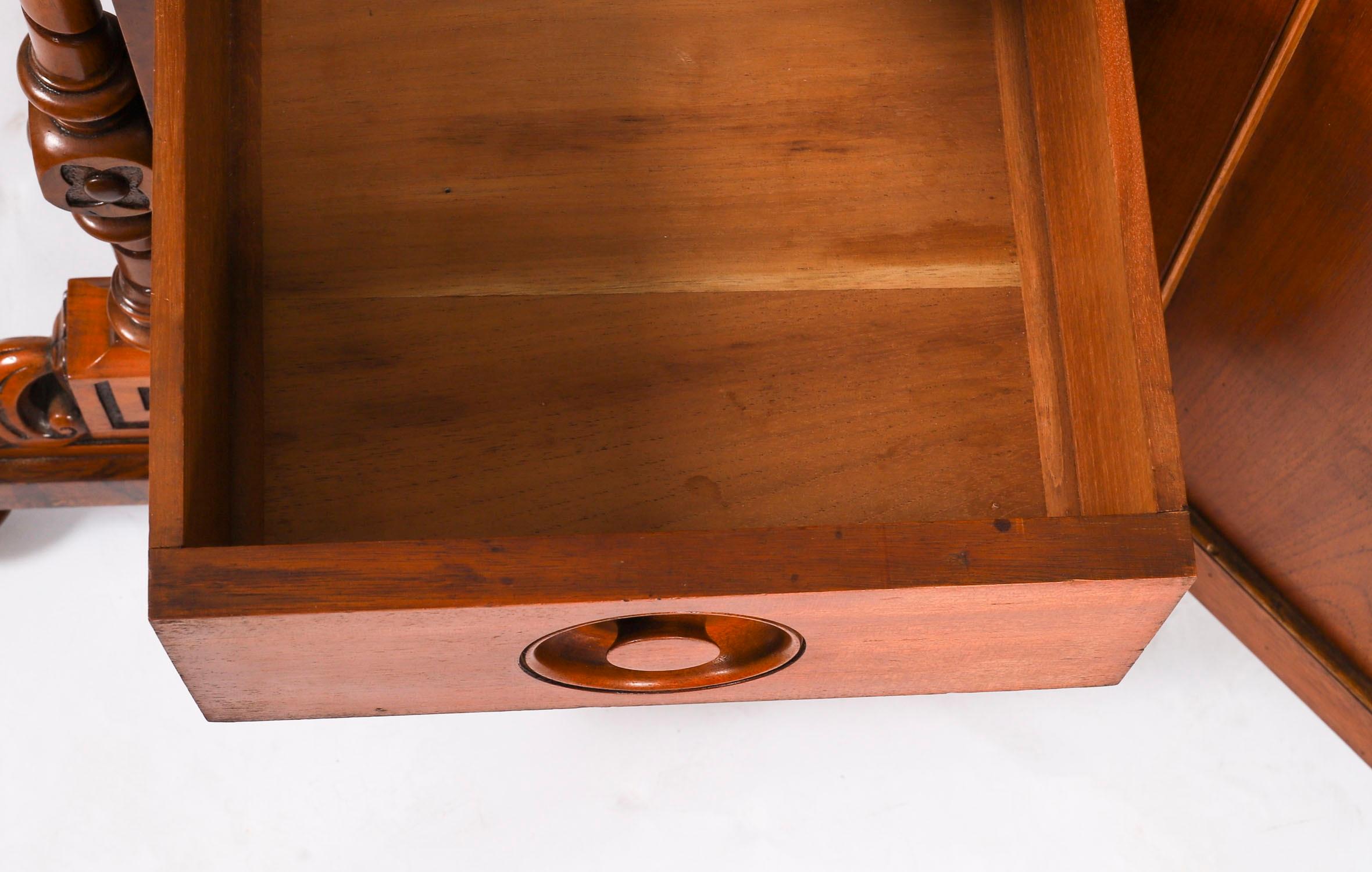 Antiker viktorianischer Schreibtisch aus Wurzelholz mit Intarsien Davenport, ca. 1860, 19. im Angebot 6